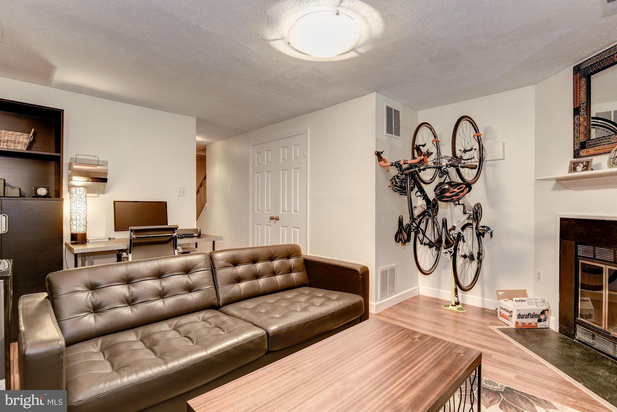 SOUTH KINGS STATION - Residential