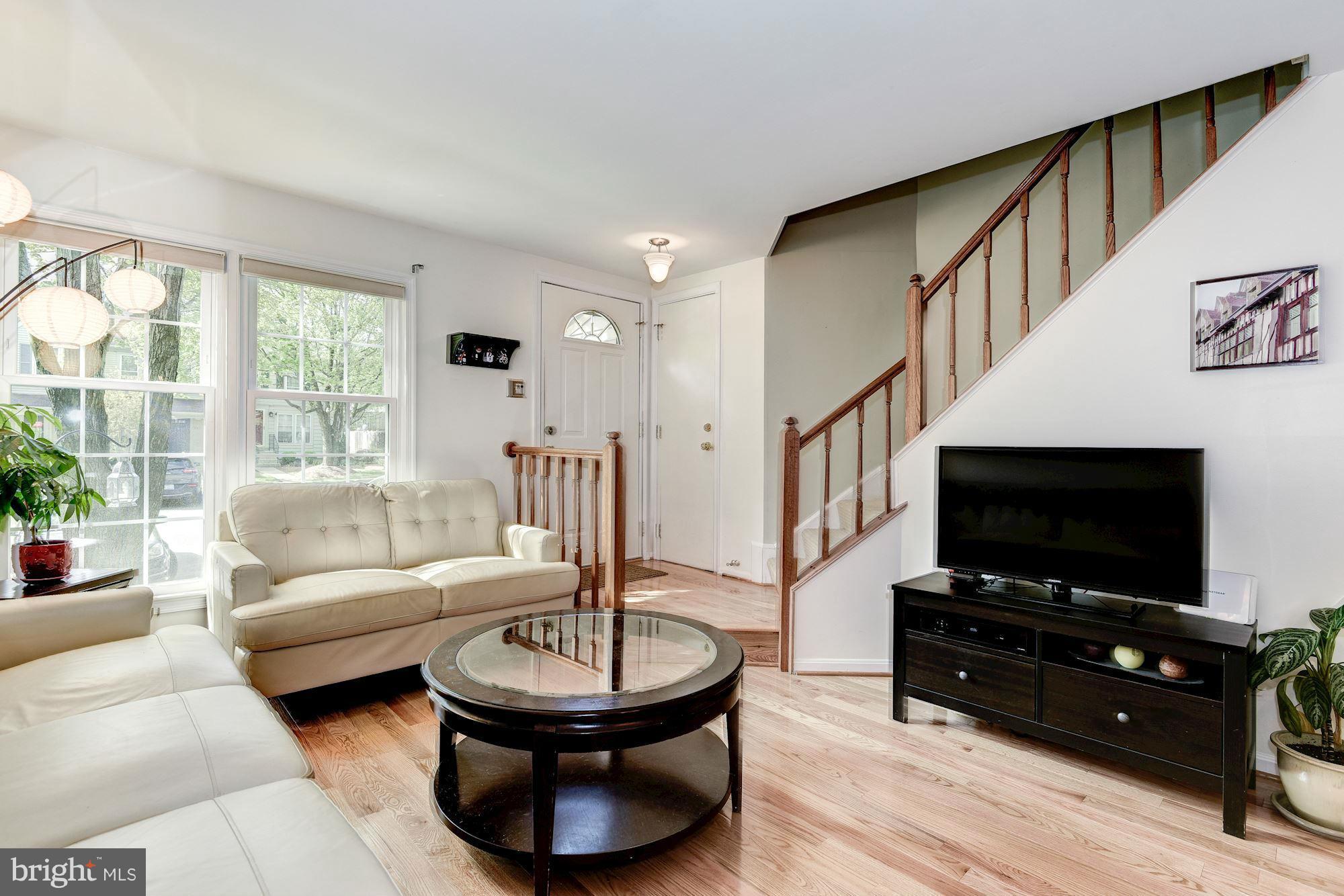 SOUTH KINGS STATION - Residential