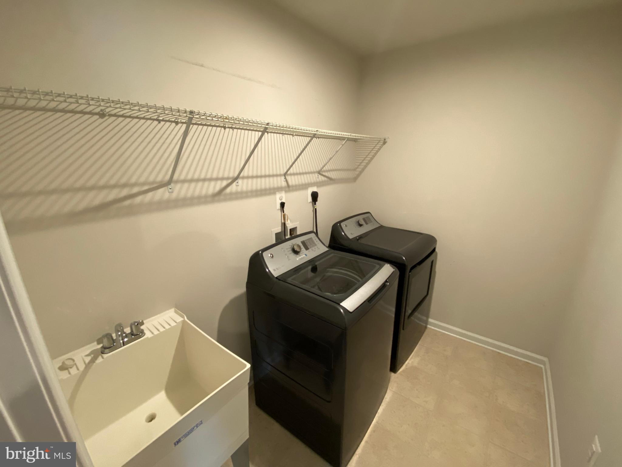 WHEATLAND STATION - Residential Lease