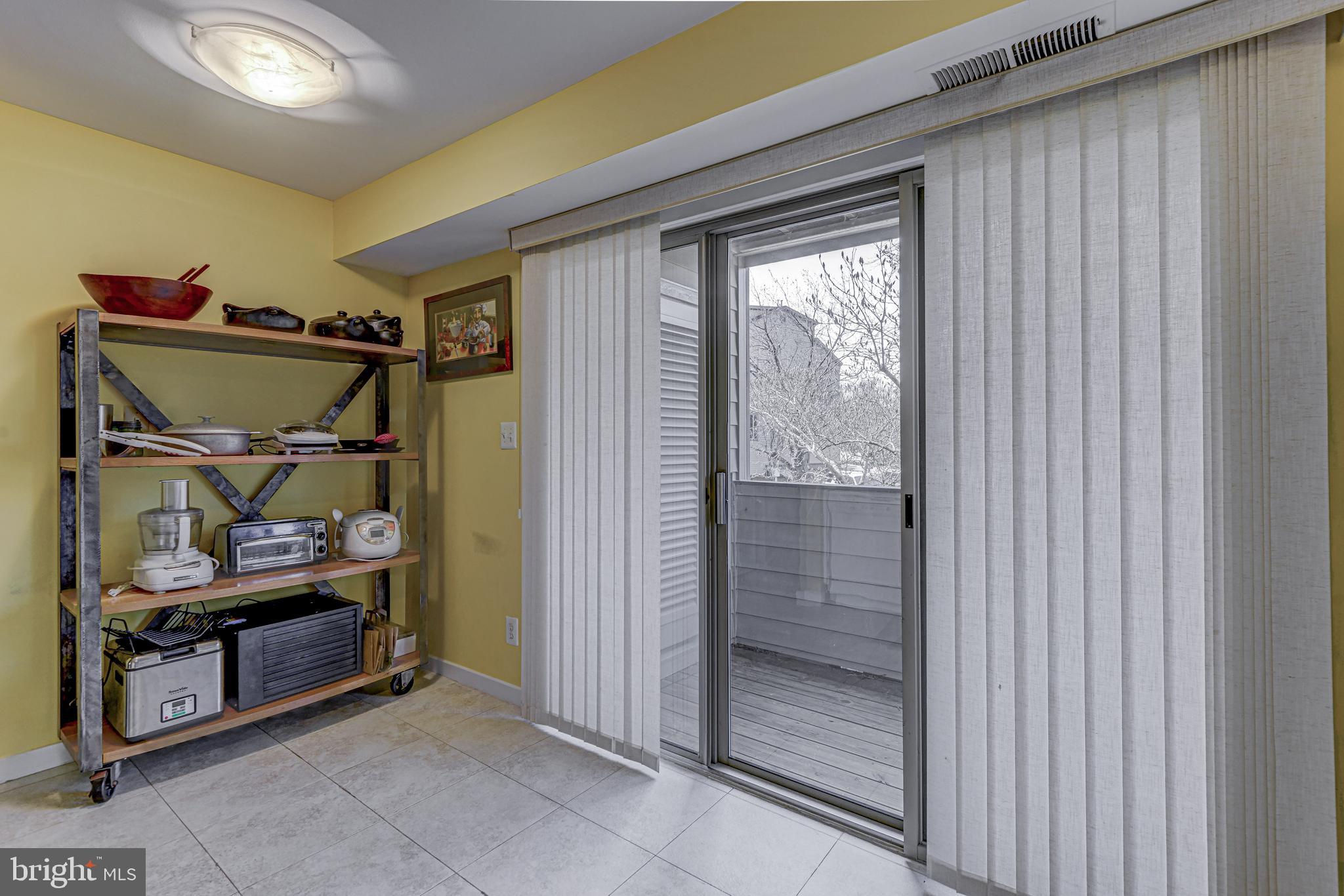 VILLAGE OF CHESAPEAKE HARBOUR - Residential