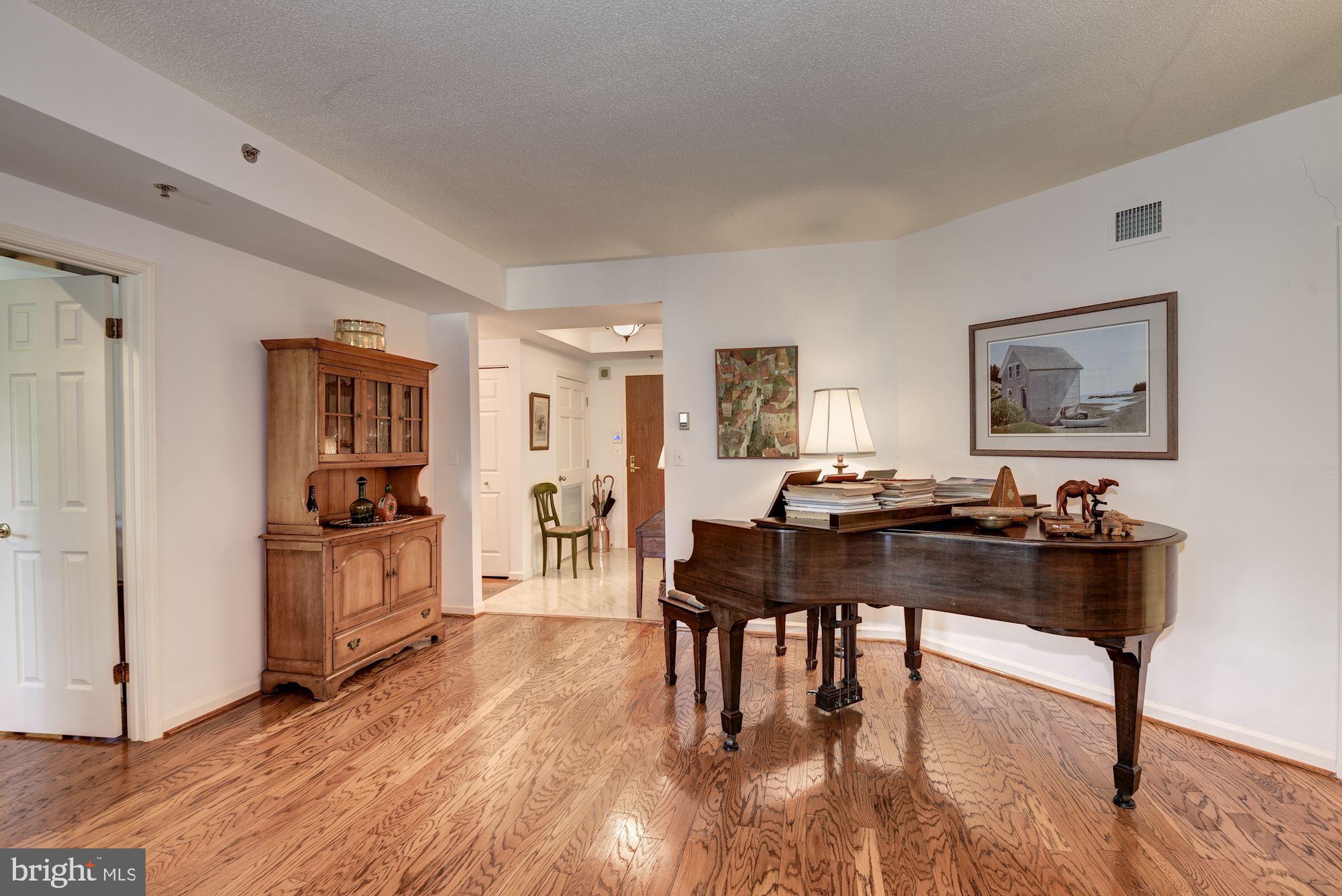 SOMERSET HOUSE 2 - Residential