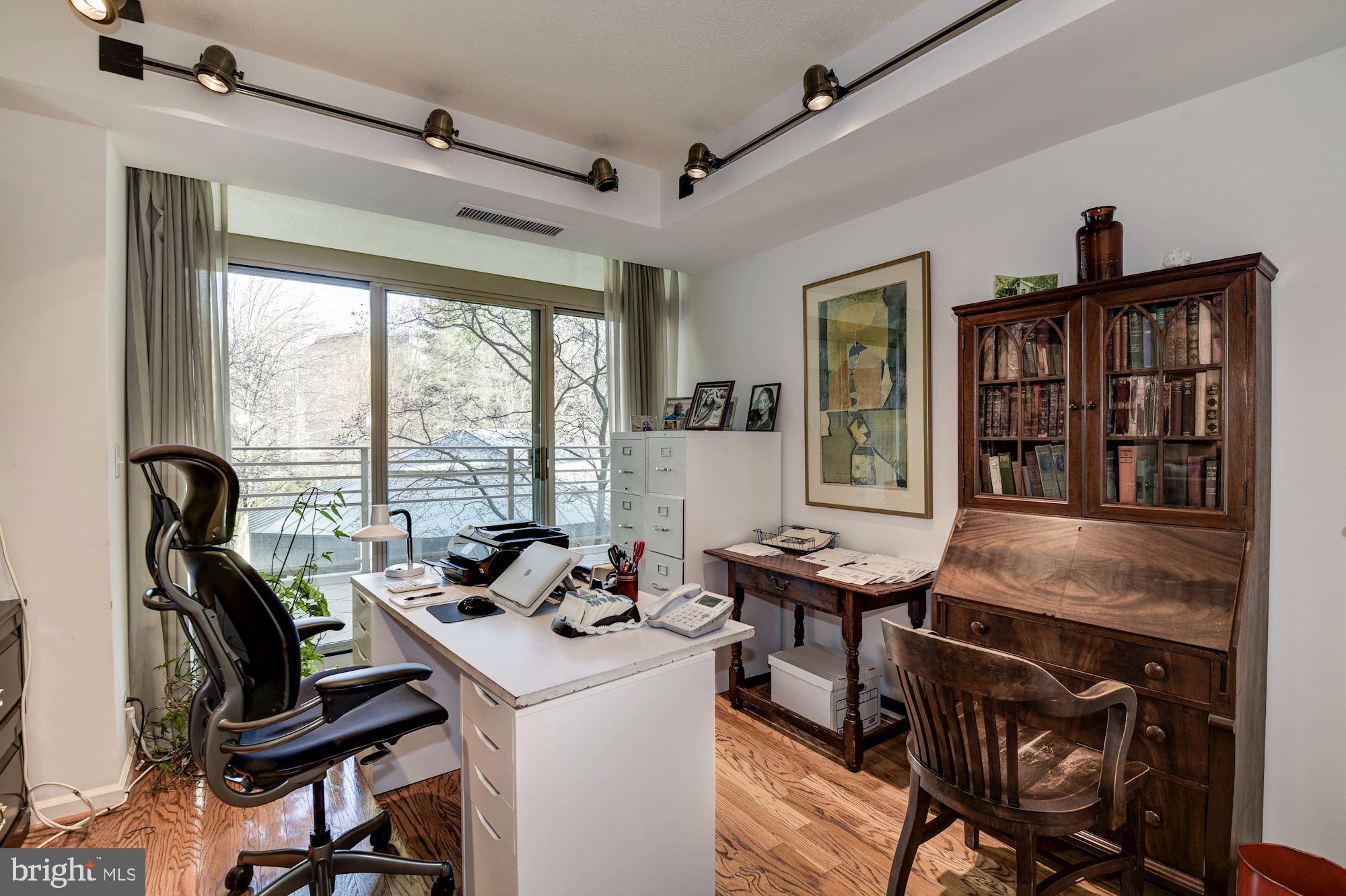 SOMERSET HOUSE 2 - Residential