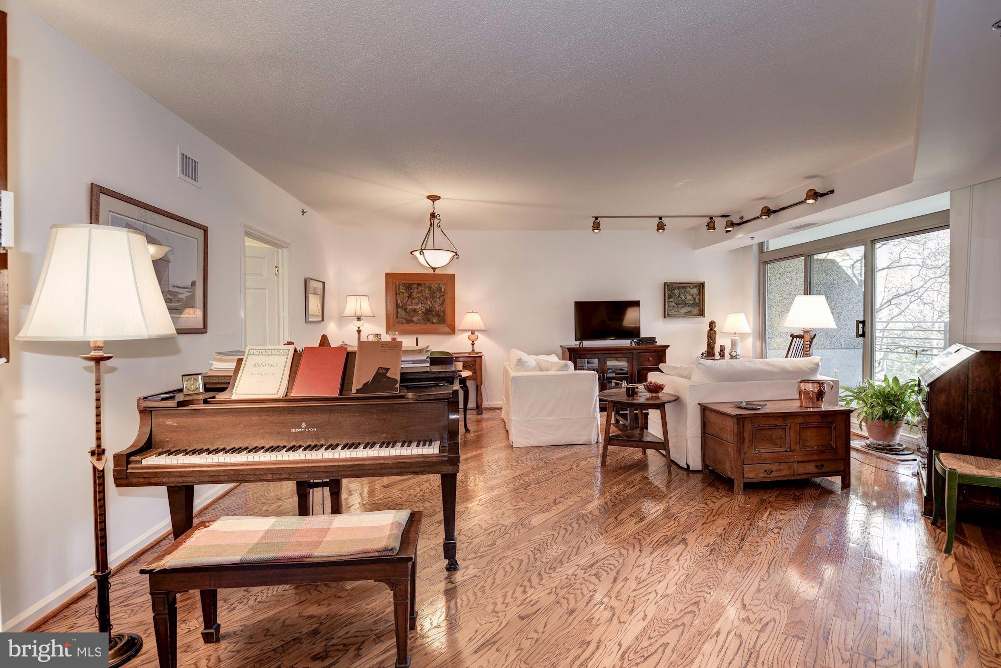 SOMERSET HOUSE 2 - Residential