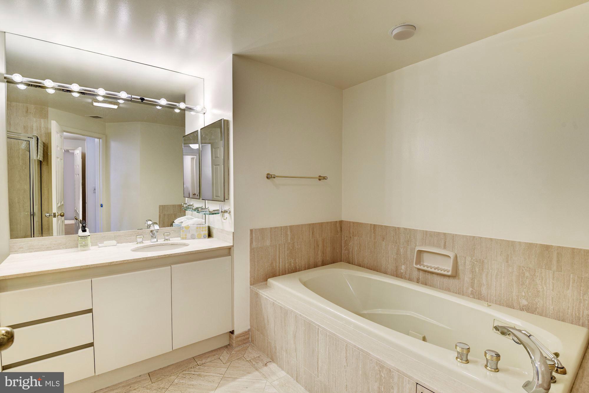 SOMERSET HOUSE 2 - Residential