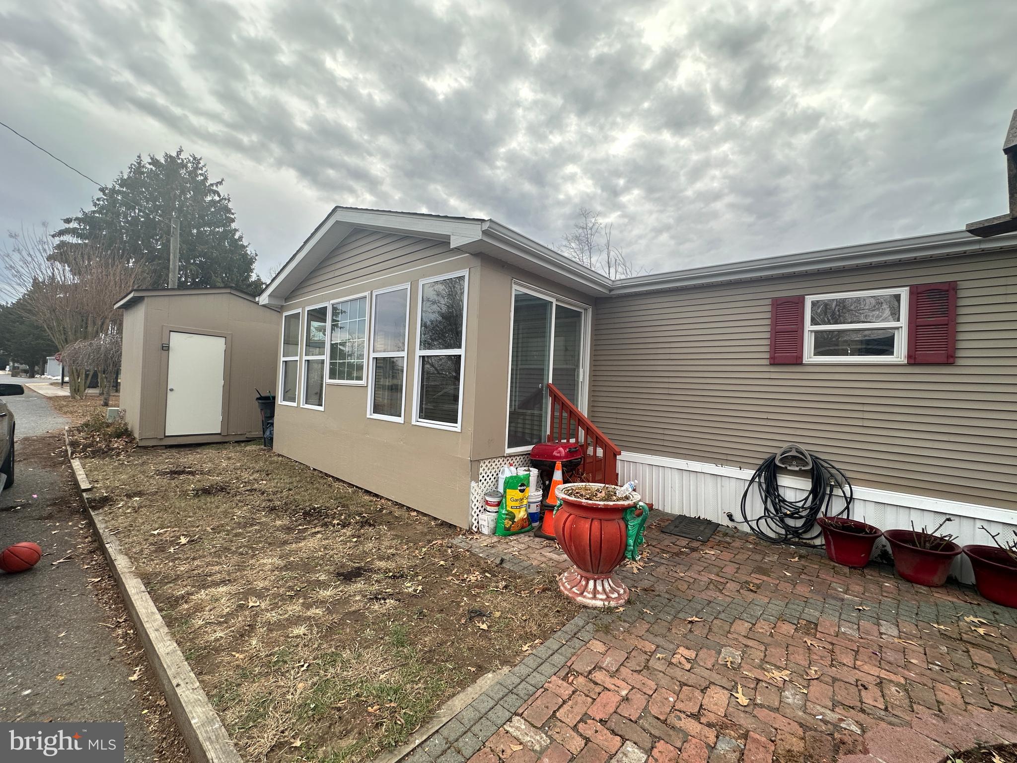 WAYSONS WOODS MANUFACTURED HOME COMMUNITY - Residential