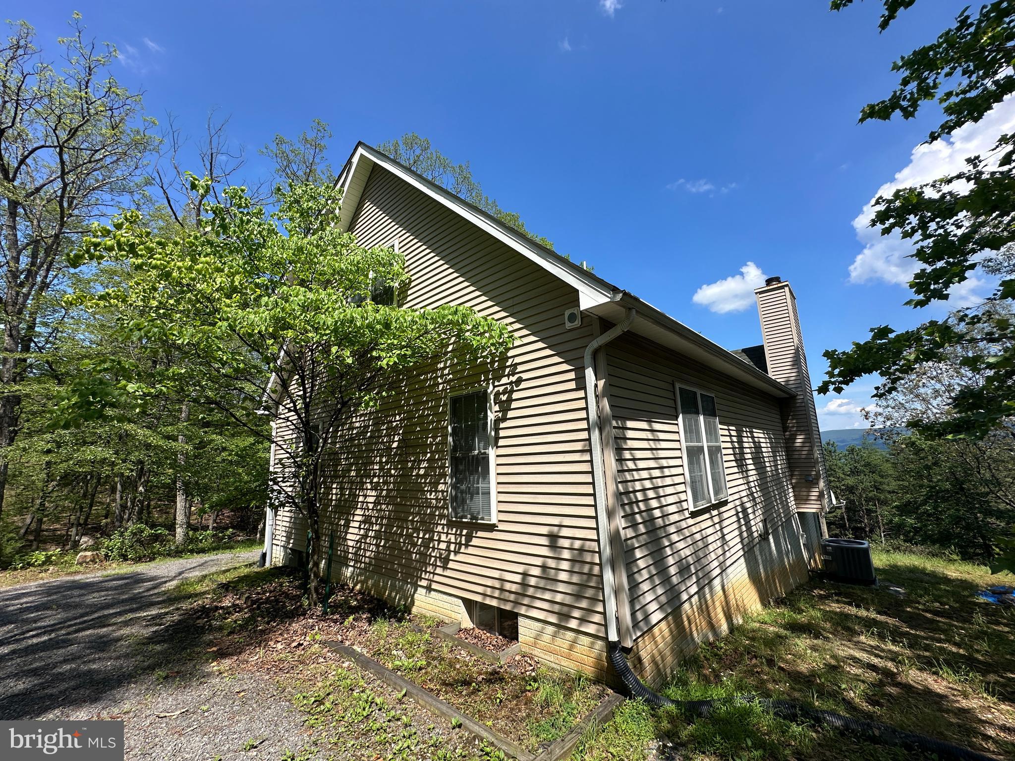 RIVER RIDGE - Residential