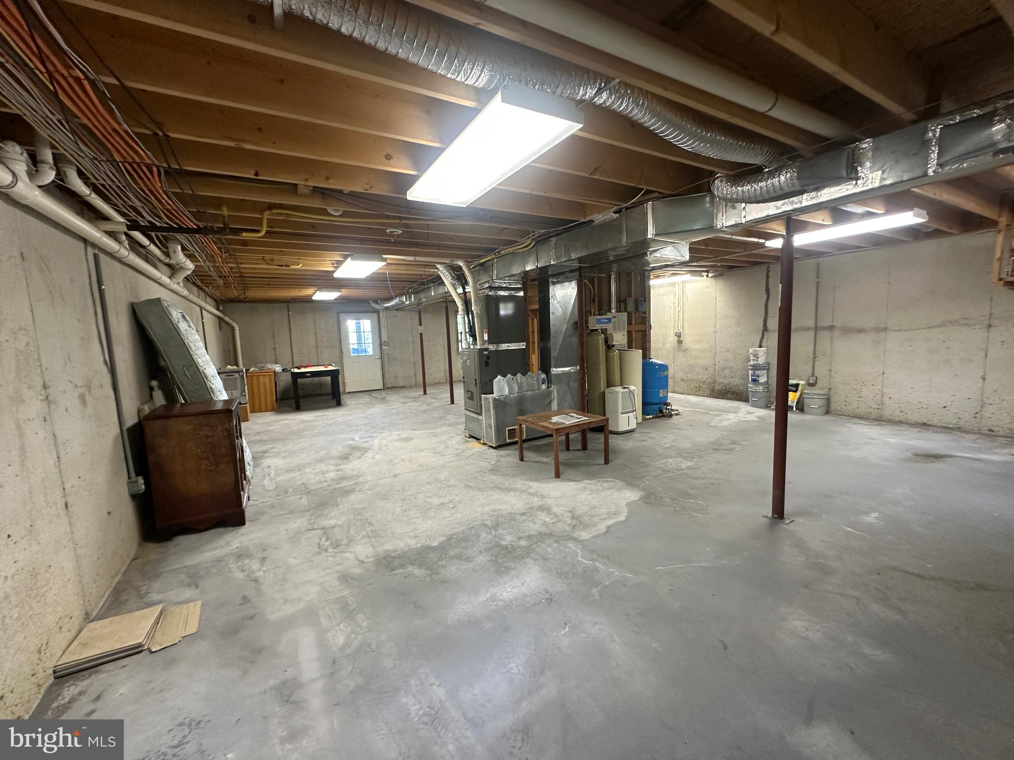 RIVER RIDGE - Residential