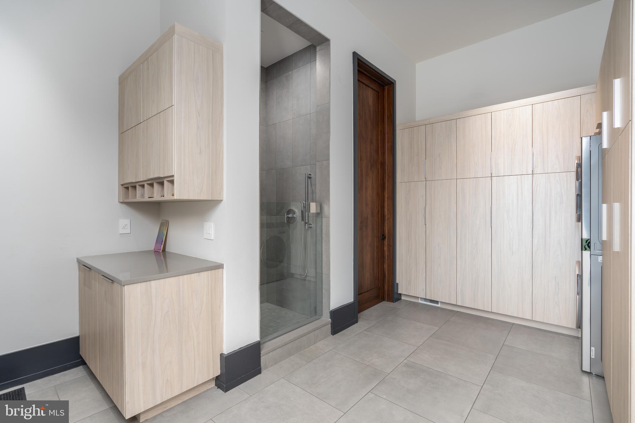 LANGLEY HILL - Residential