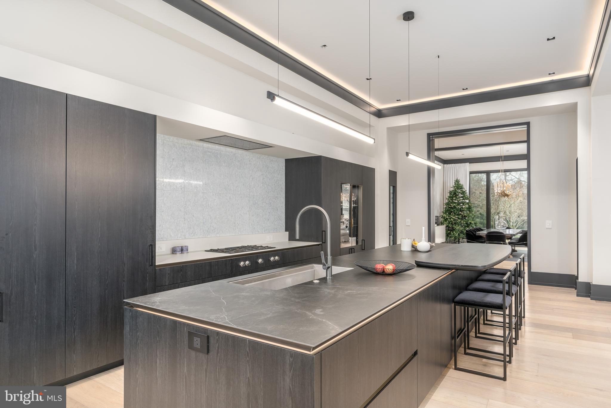 LANGLEY HILL - Residential