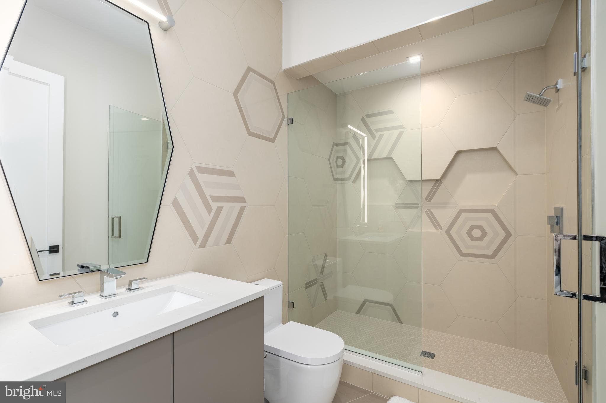 LANGLEY HILL - Residential