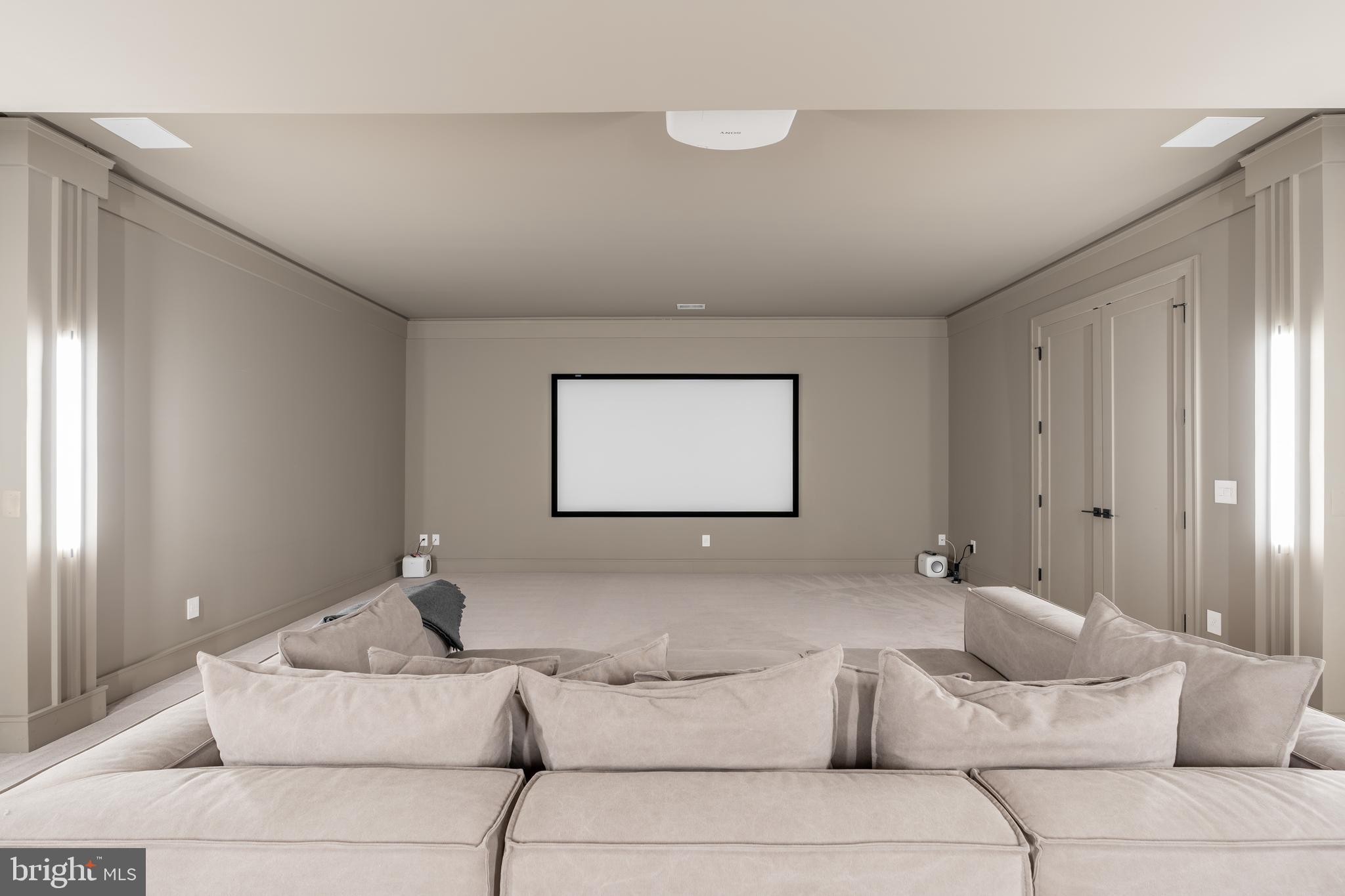 LANGLEY HILL - Residential