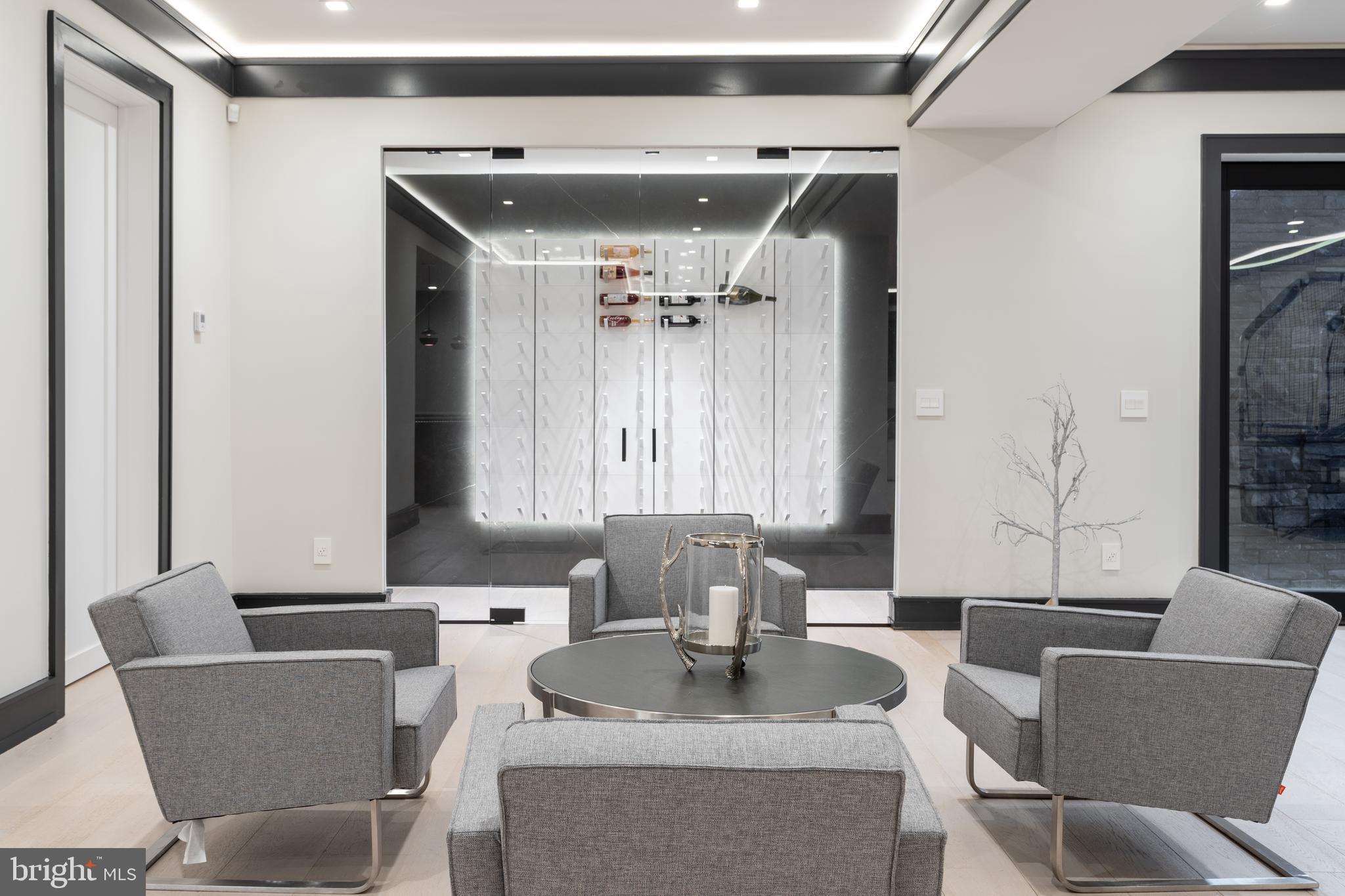 LANGLEY HILL - Residential