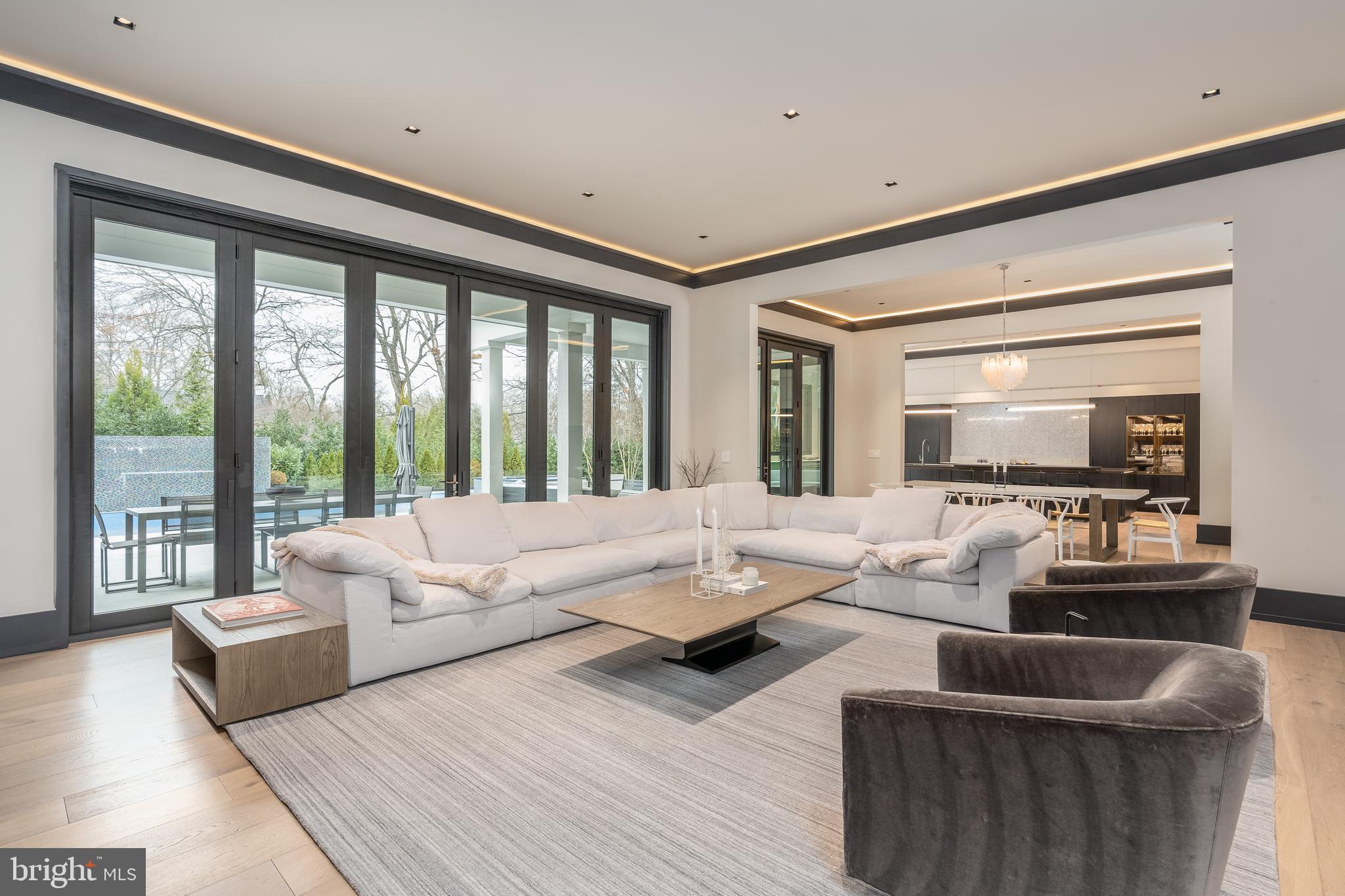 LANGLEY HILL - Residential