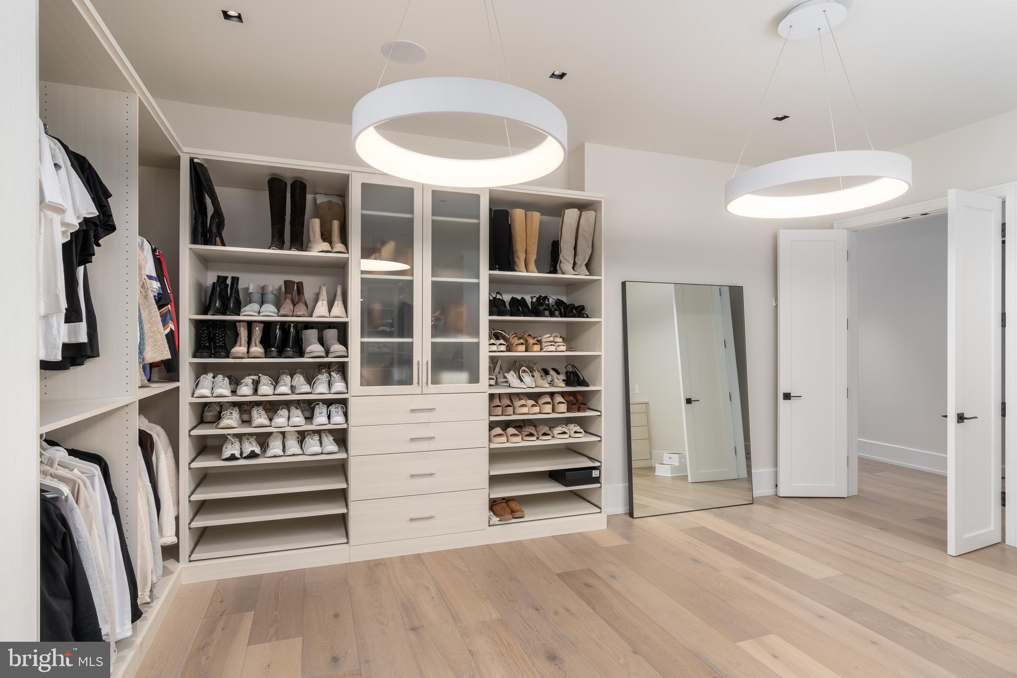 LANGLEY HILL - Residential