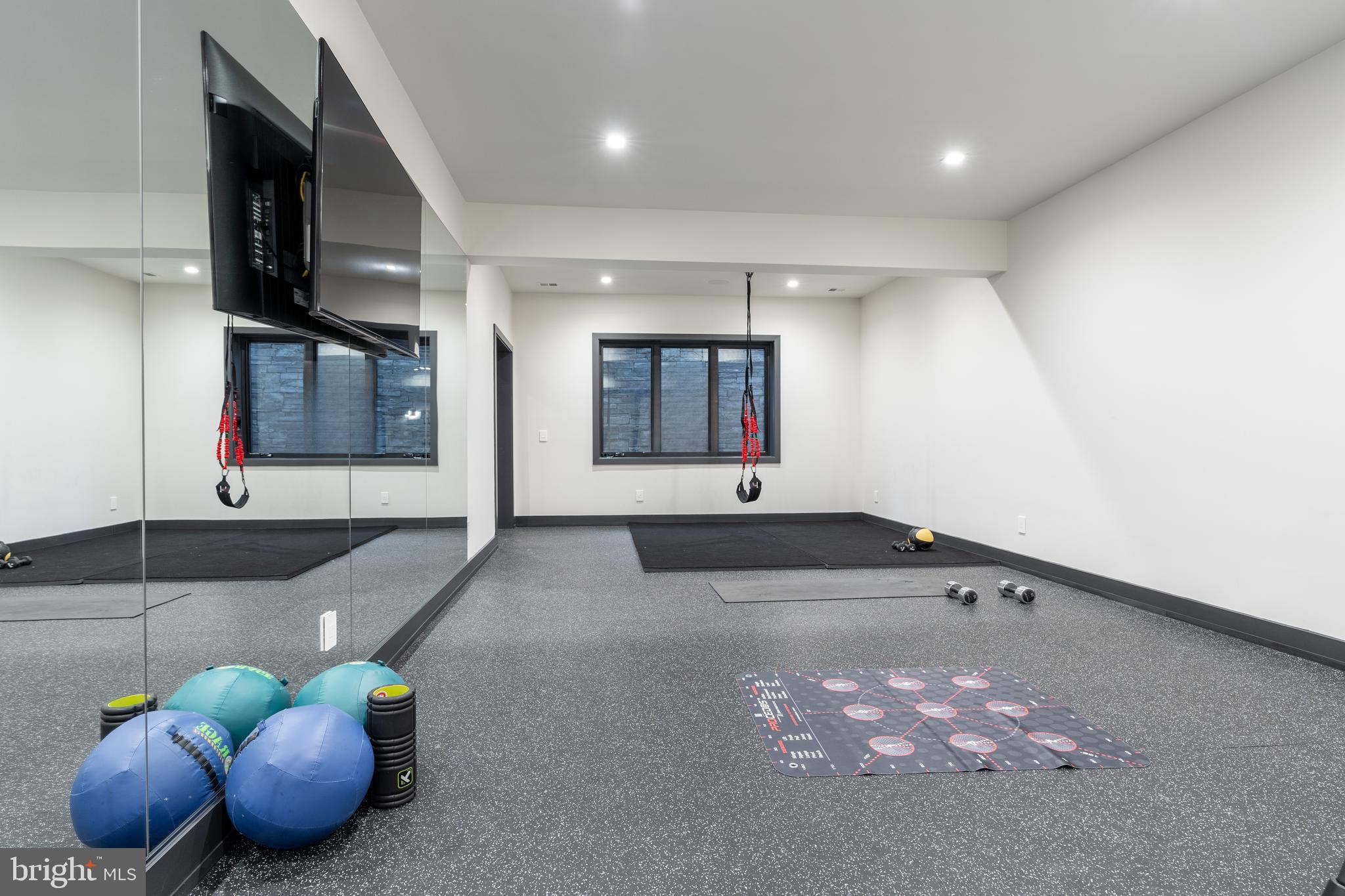 LANGLEY HILL - Residential