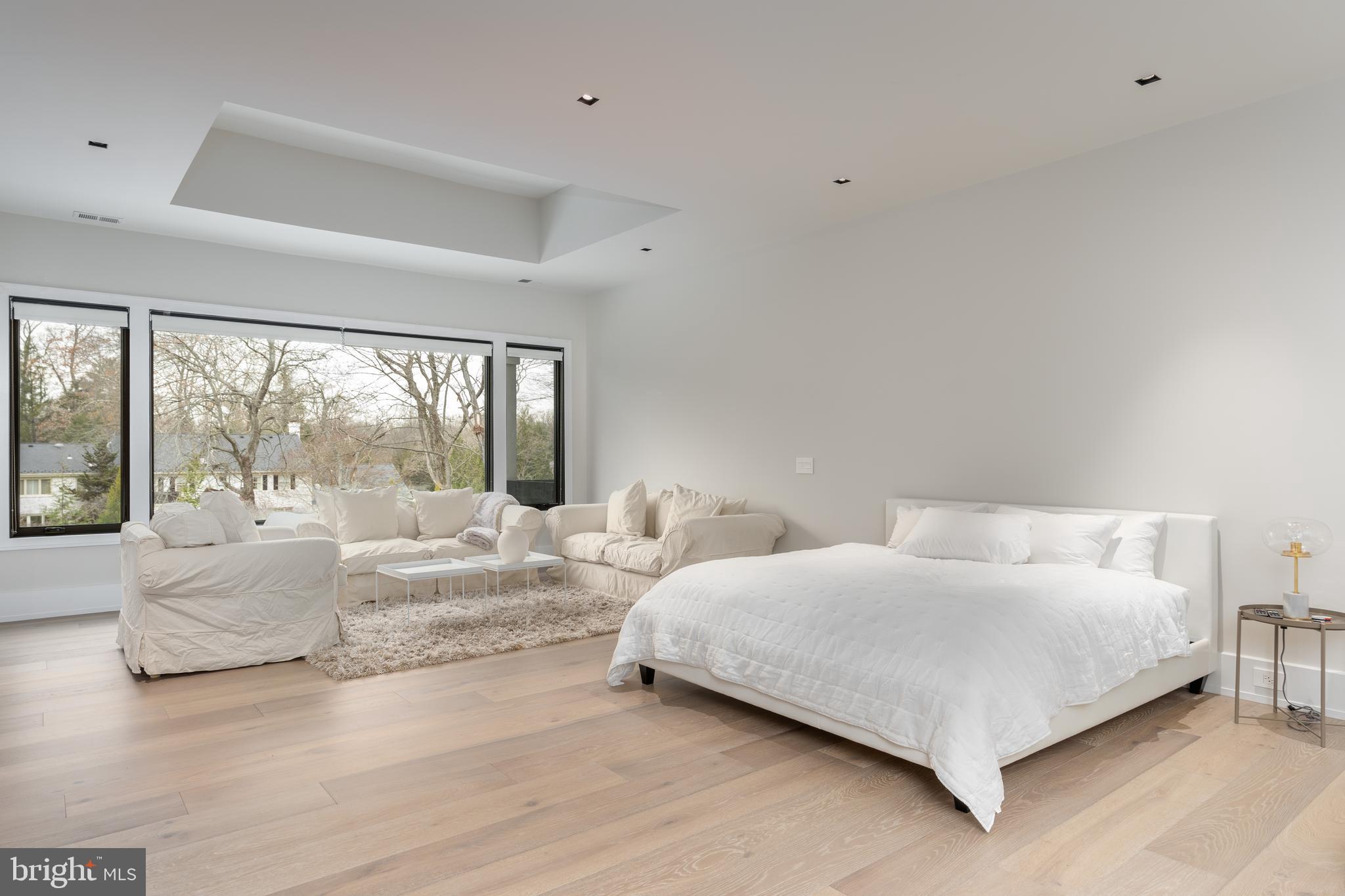 LANGLEY HILL - Residential