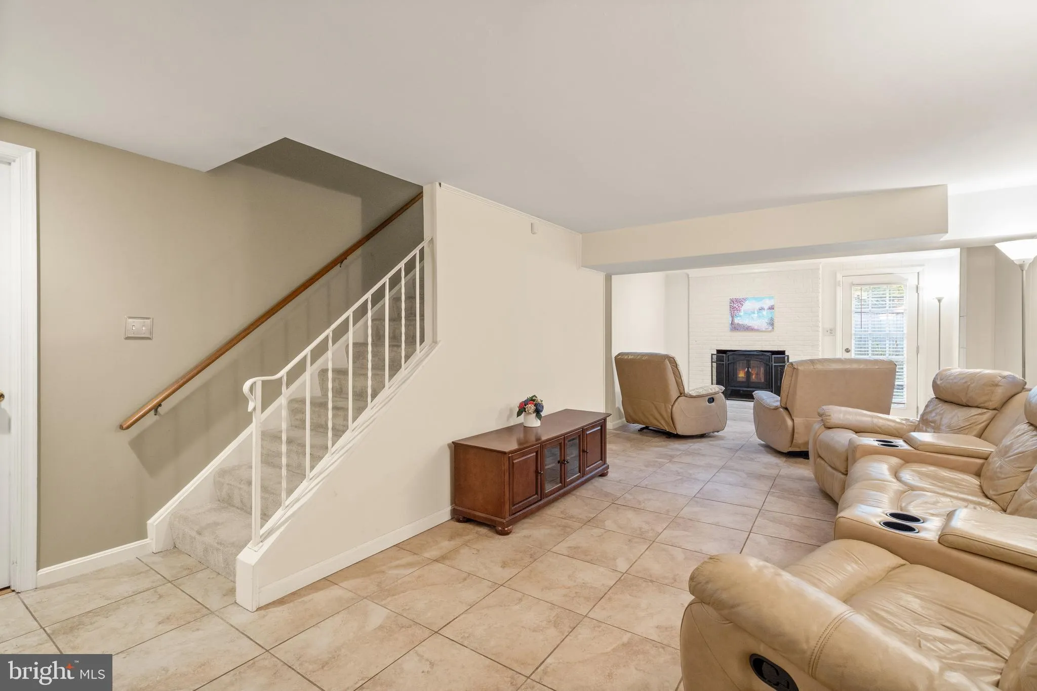 Annandale, Virginia 22003, United States, 4 Bedrooms Bedrooms, ,4 BathroomsBathrooms,Residential,Active,182142