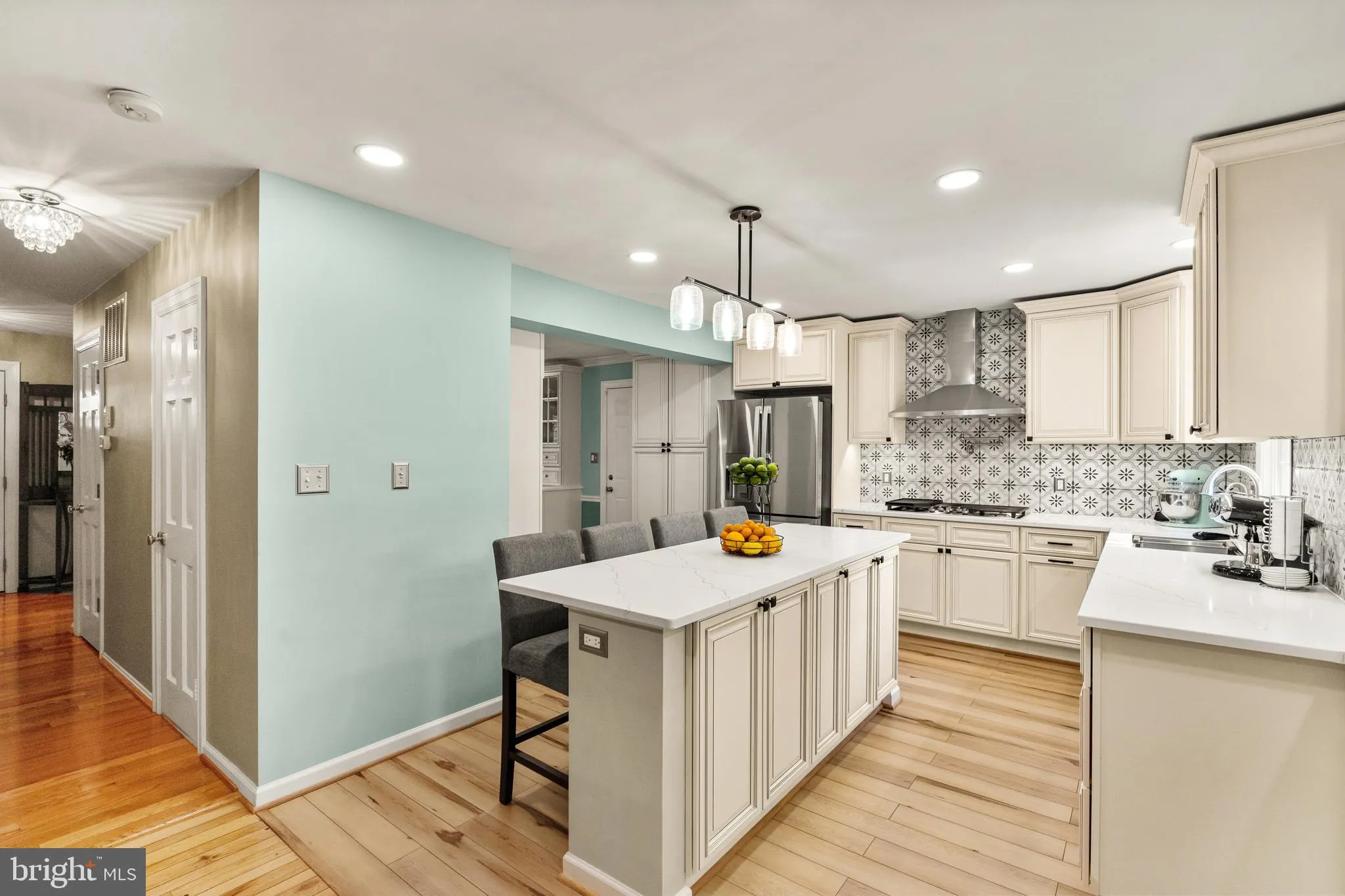 Annandale, Virginia 22003, United States, 4 Bedrooms Bedrooms, ,4 BathroomsBathrooms,Residential,Active,182142