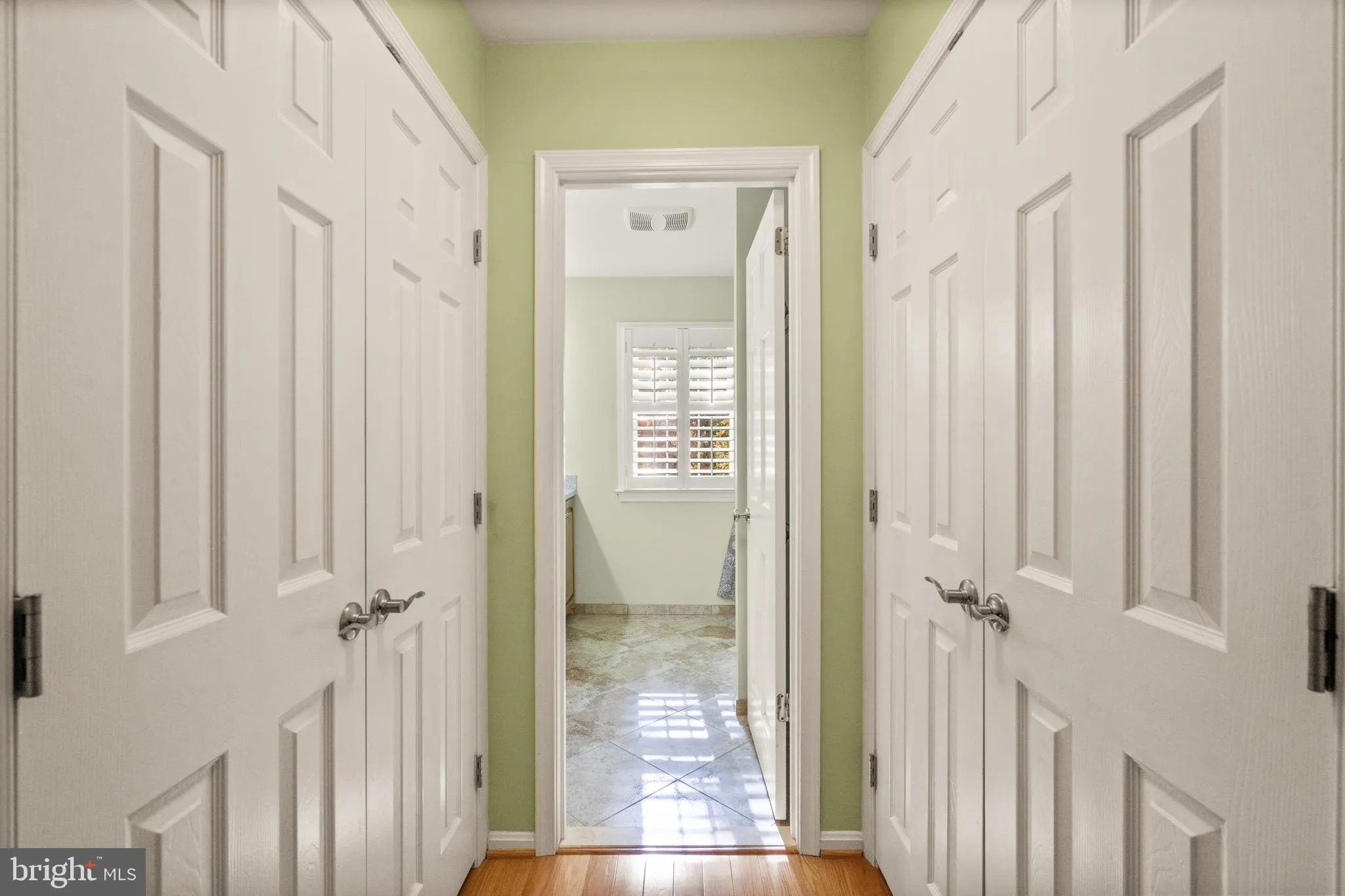 Annandale, Virginia 22003, United States, 4 Bedrooms Bedrooms, ,4 BathroomsBathrooms,Residential,Active,182142