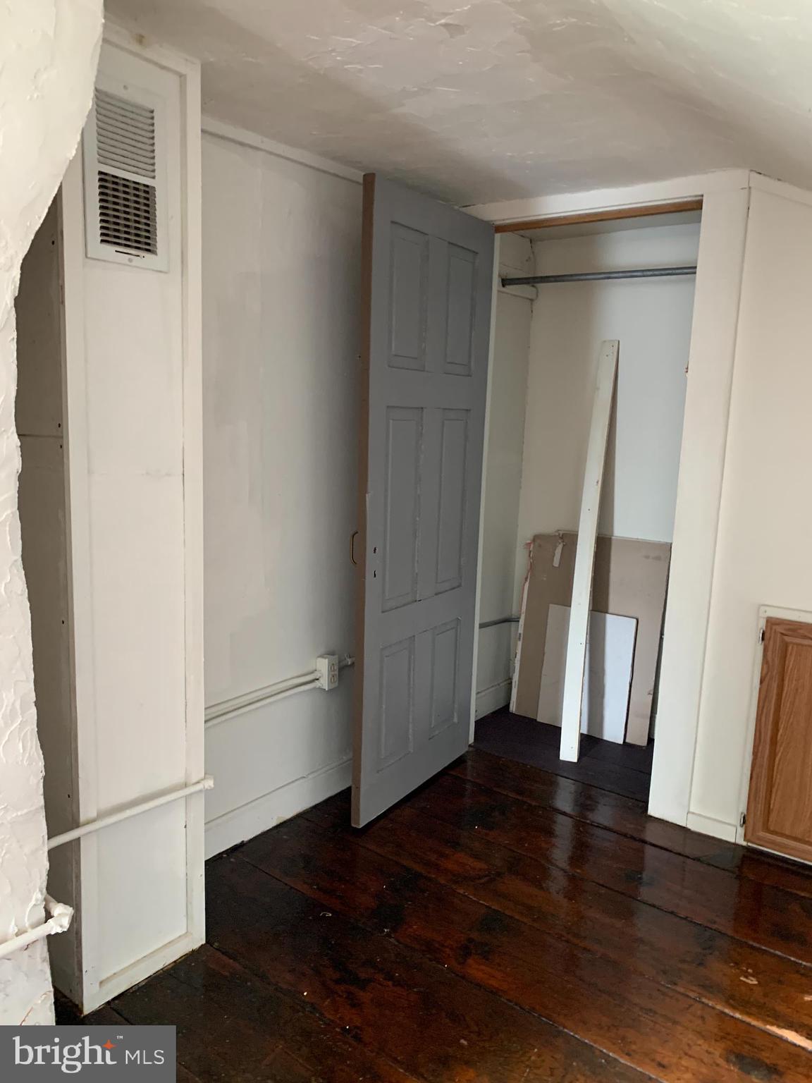 COLUMBIA BOROUGH - Residential Income