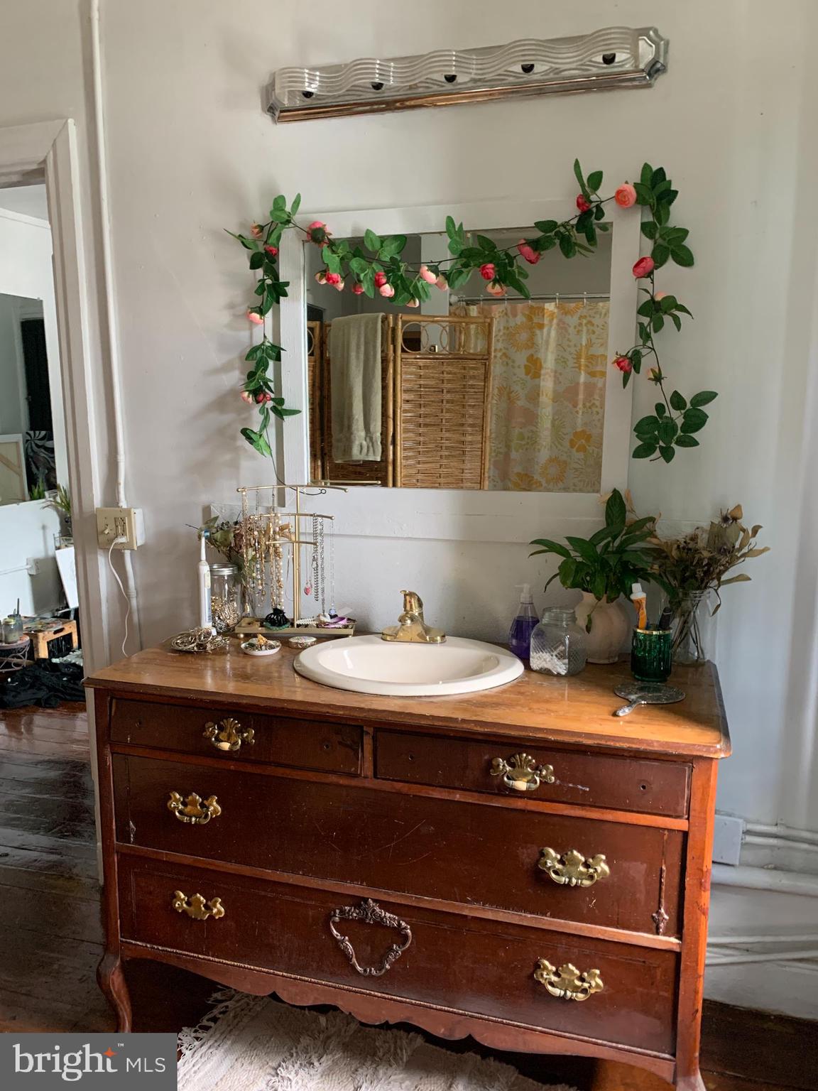 COLUMBIA BOROUGH - Residential Income