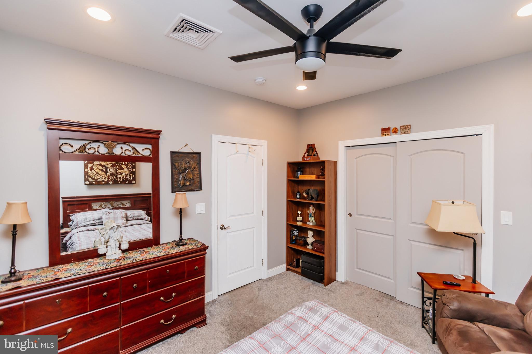 ELDERBERRY POND - Residential