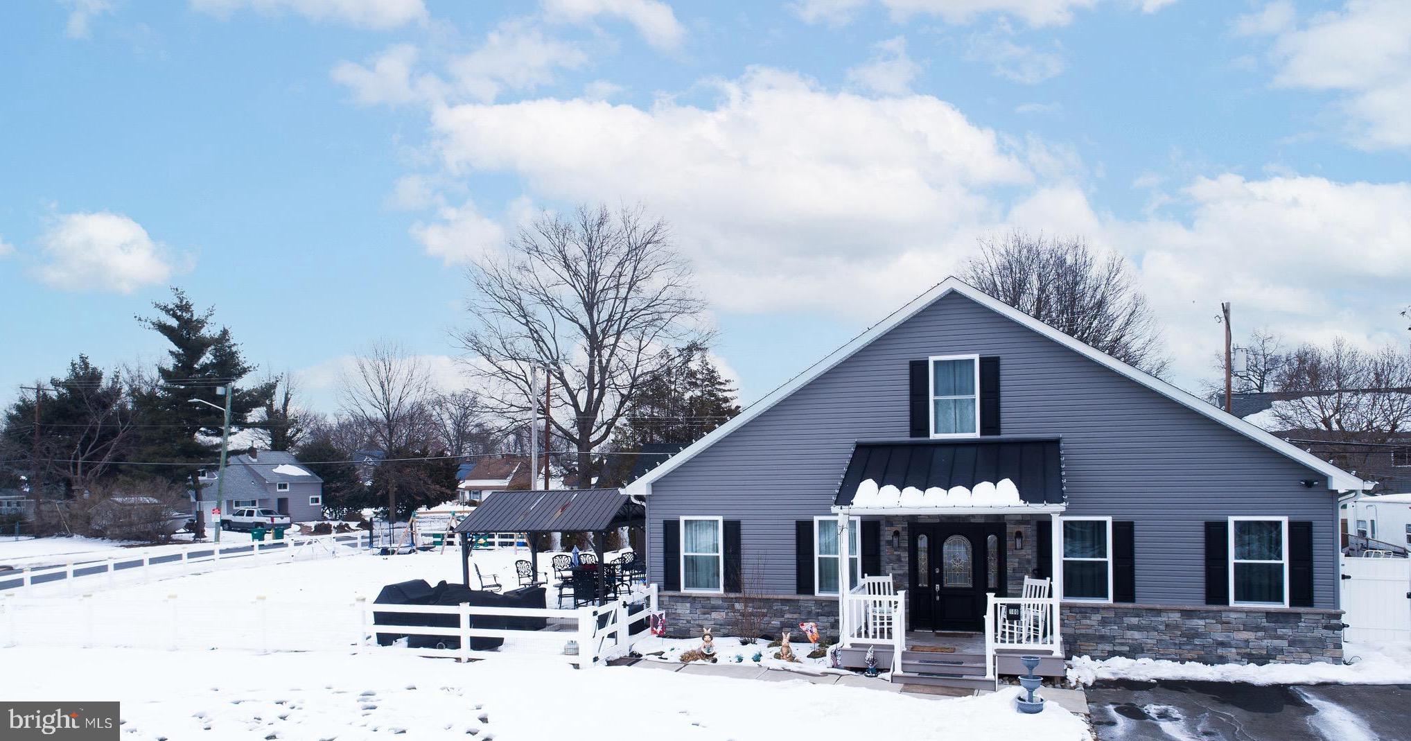 ELDERBERRY POND - Residential