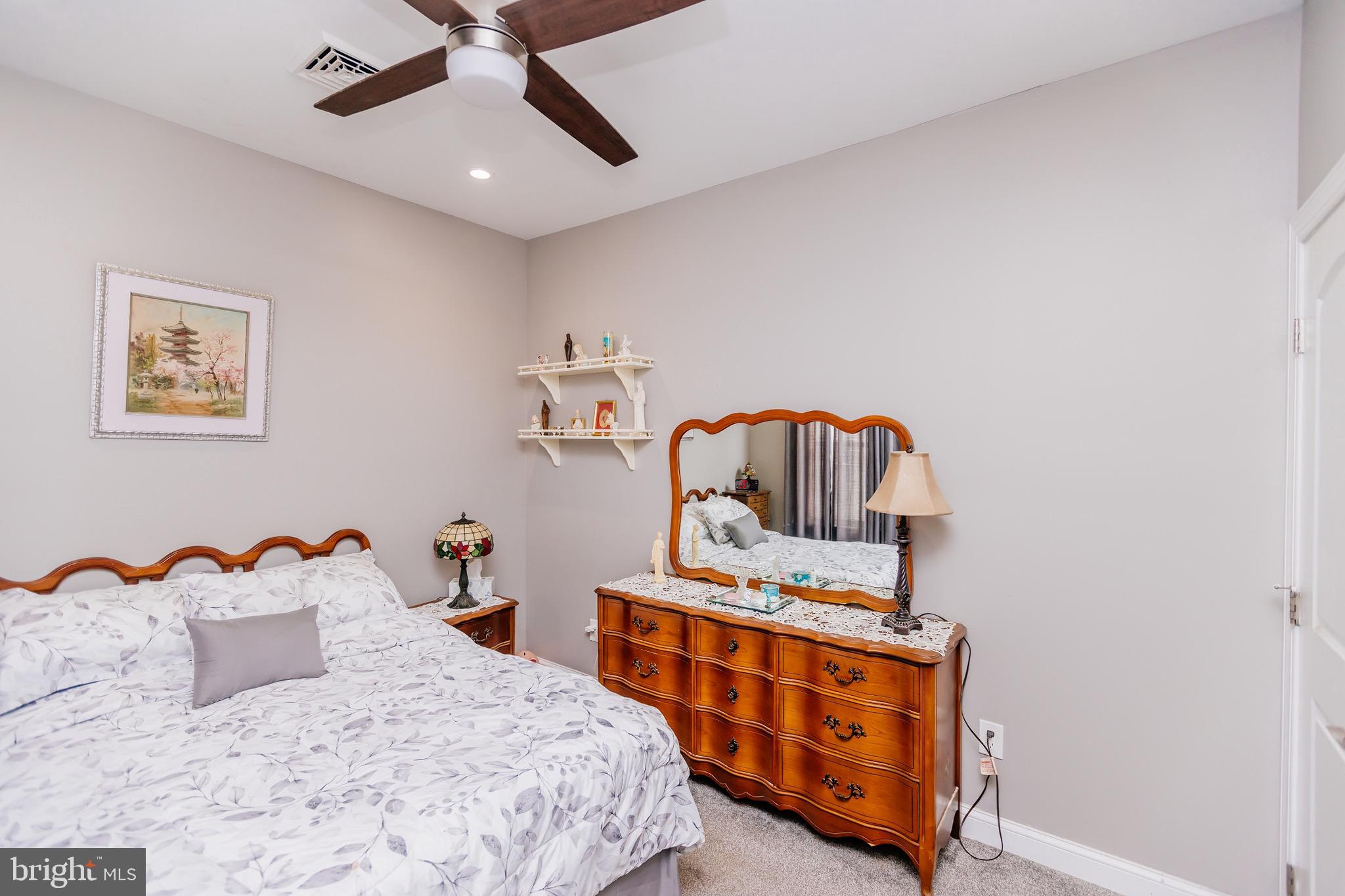 ELDERBERRY POND - Residential