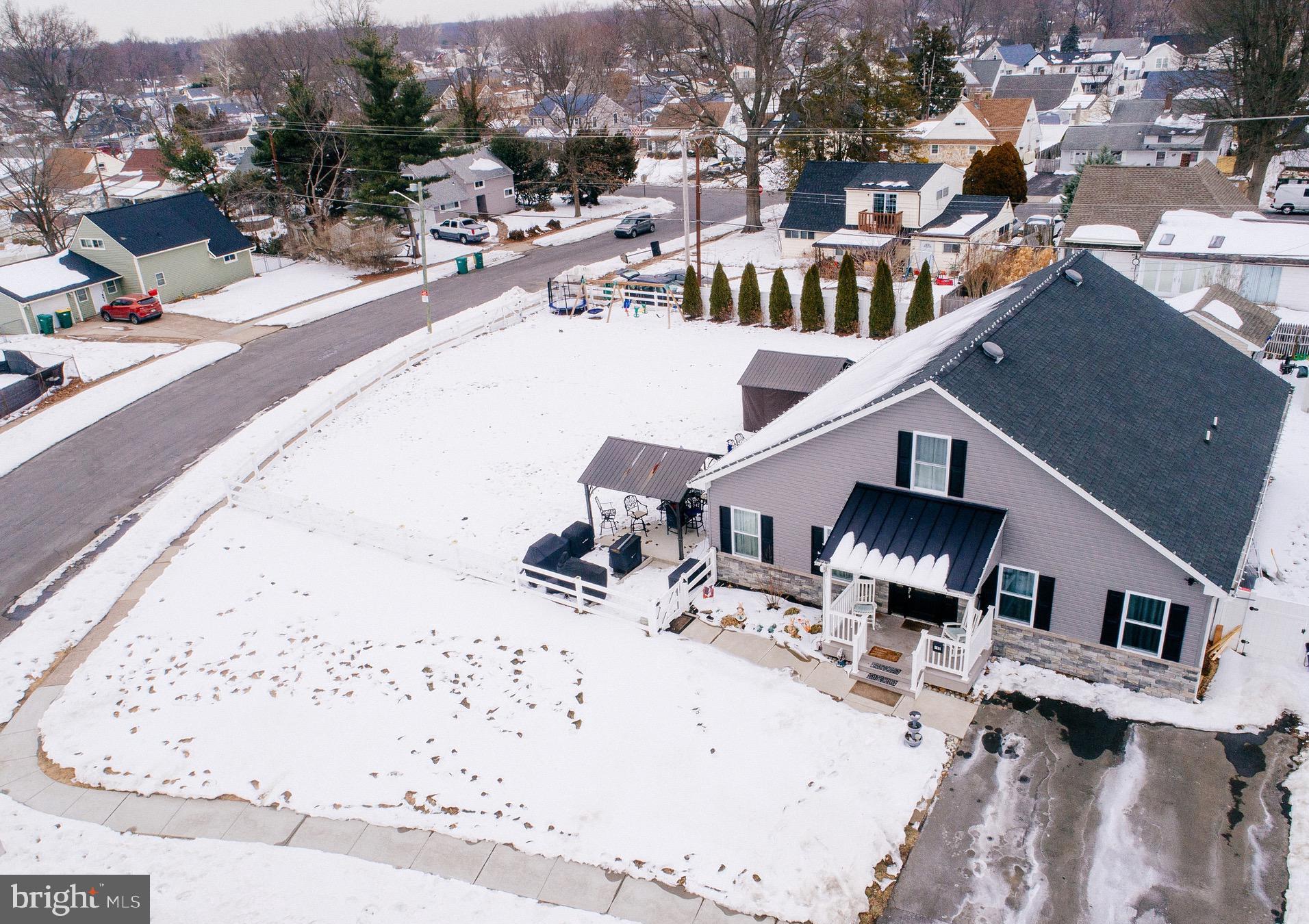 ELDERBERRY POND - Residential