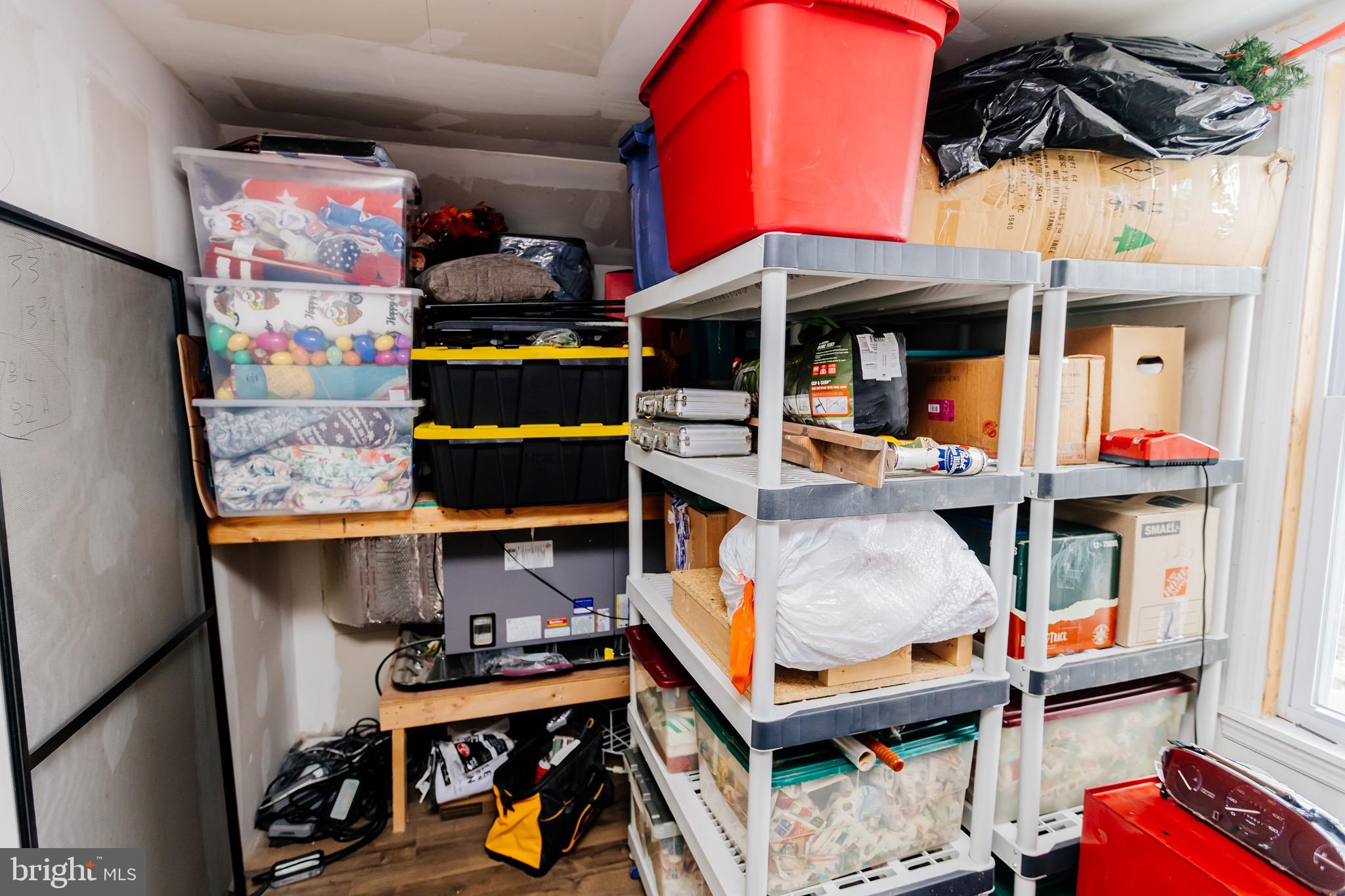 ELDERBERRY POND - Residential