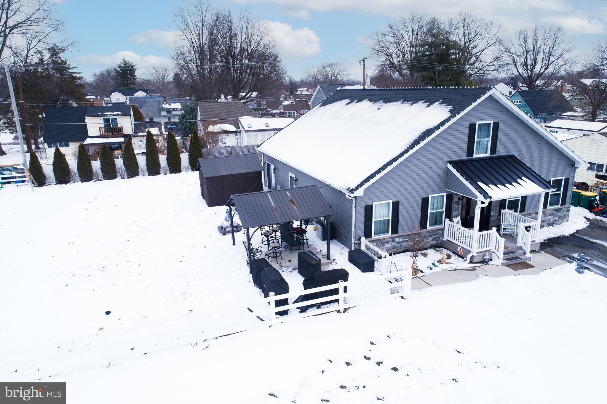 ELDERBERRY POND - Residential