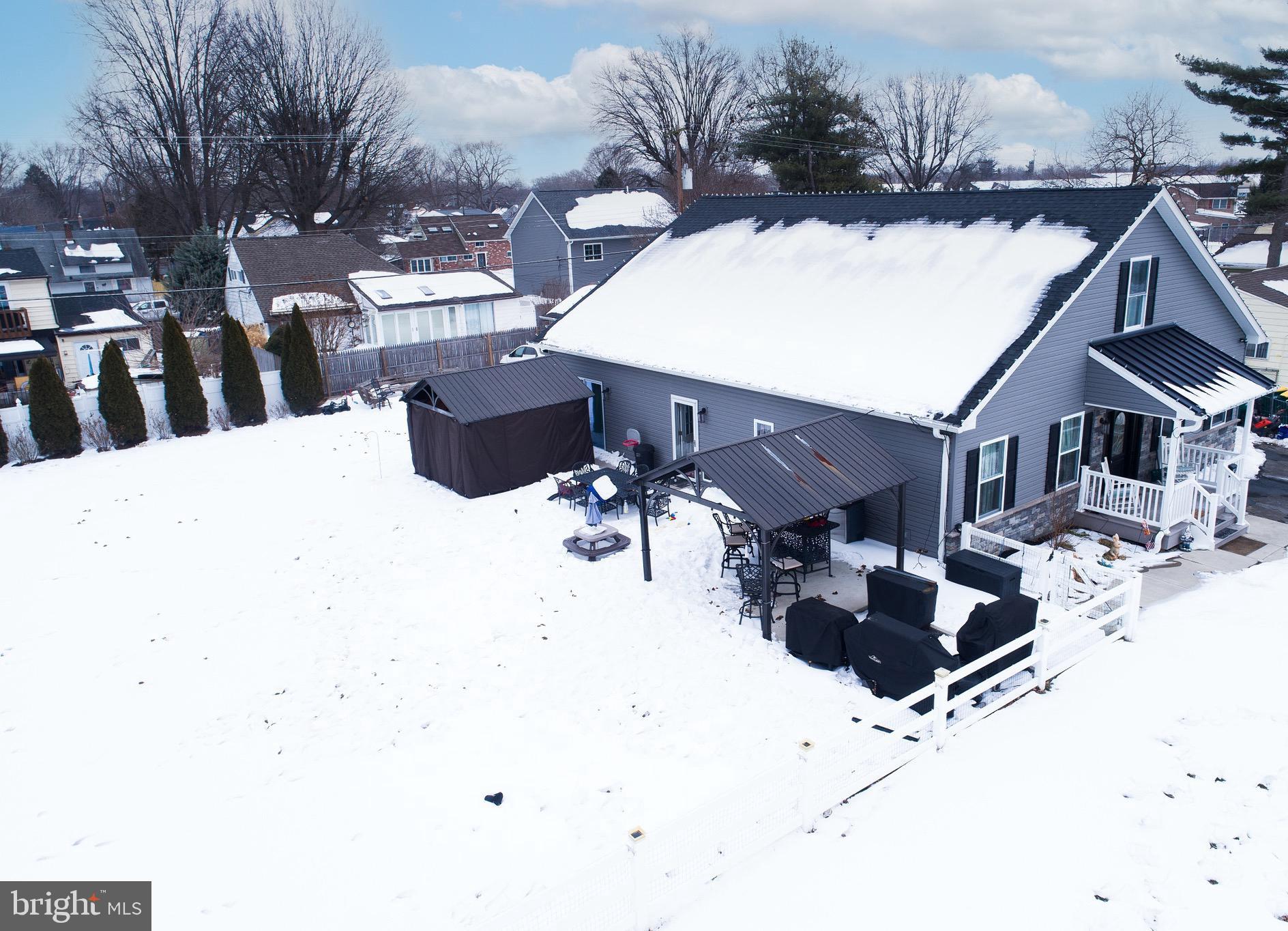 ELDERBERRY POND - Residential