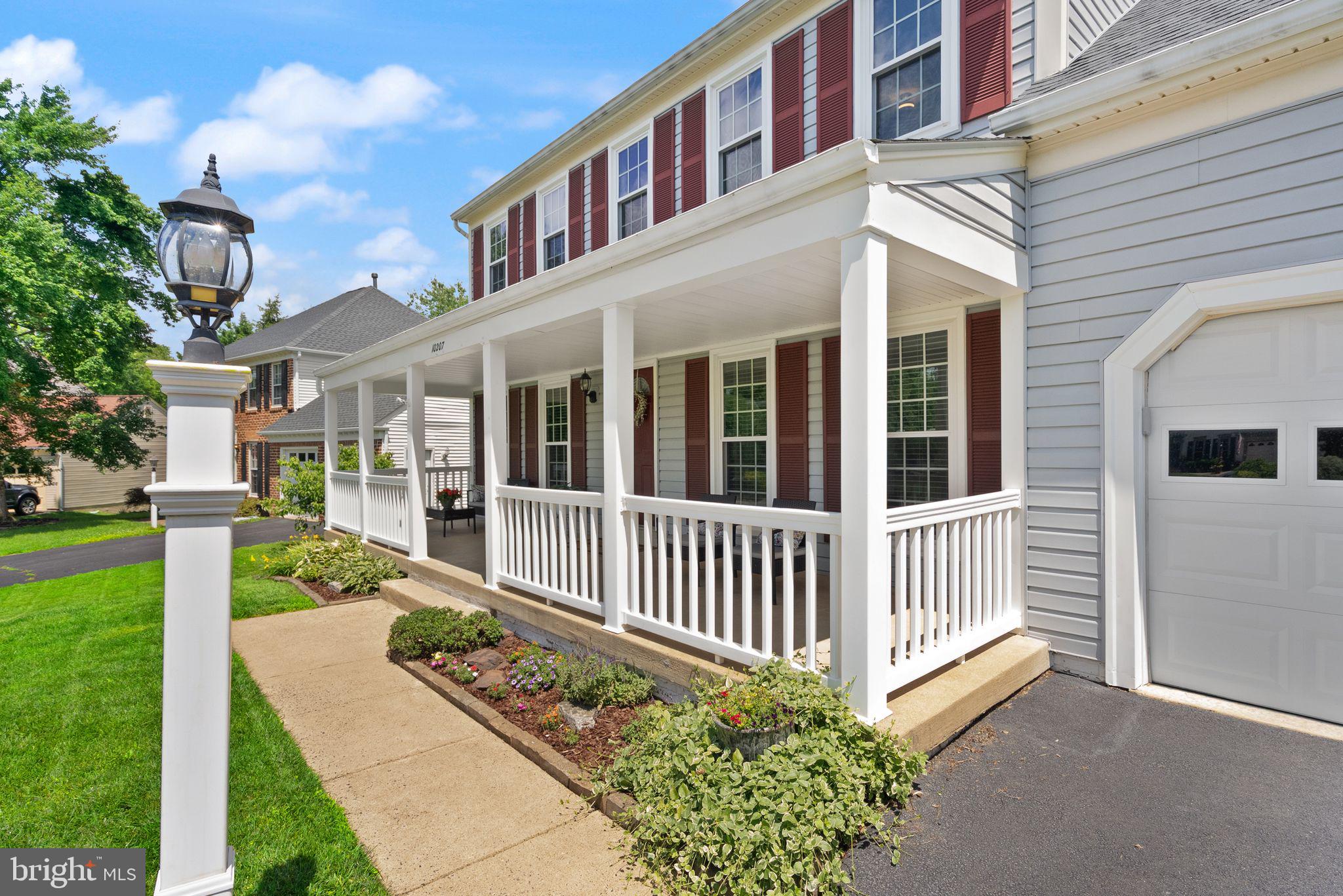 10207 DAYLILY COURT