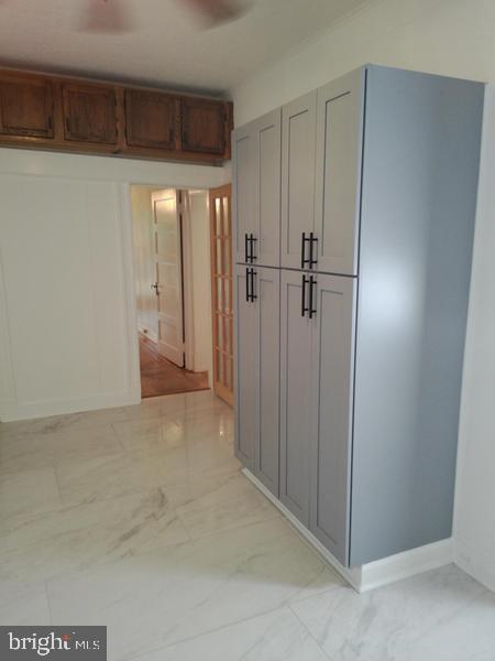 LAKE MONTEBELLO - Residential