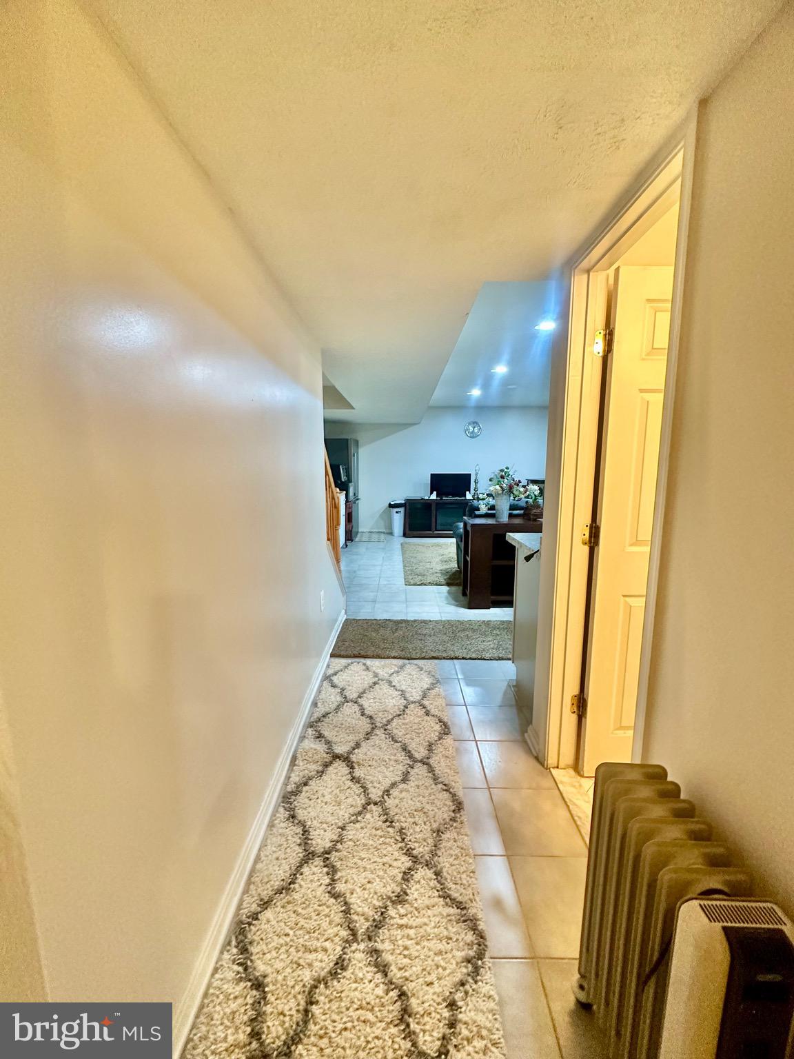 DALE CITY - Residential Lease