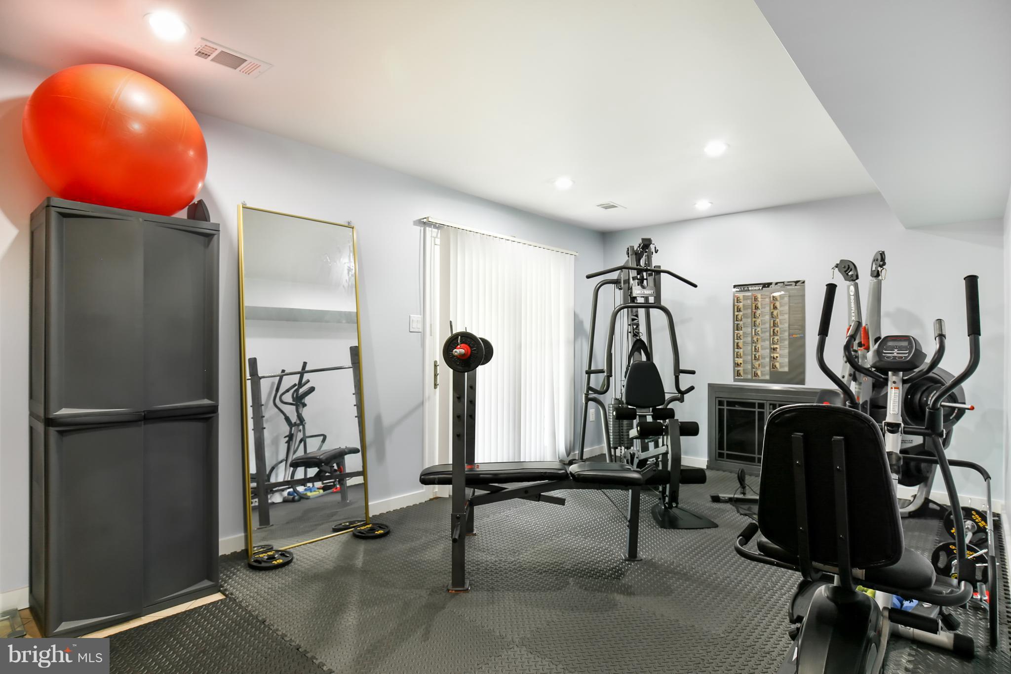 BEN FRANKLIN PARK - Residential