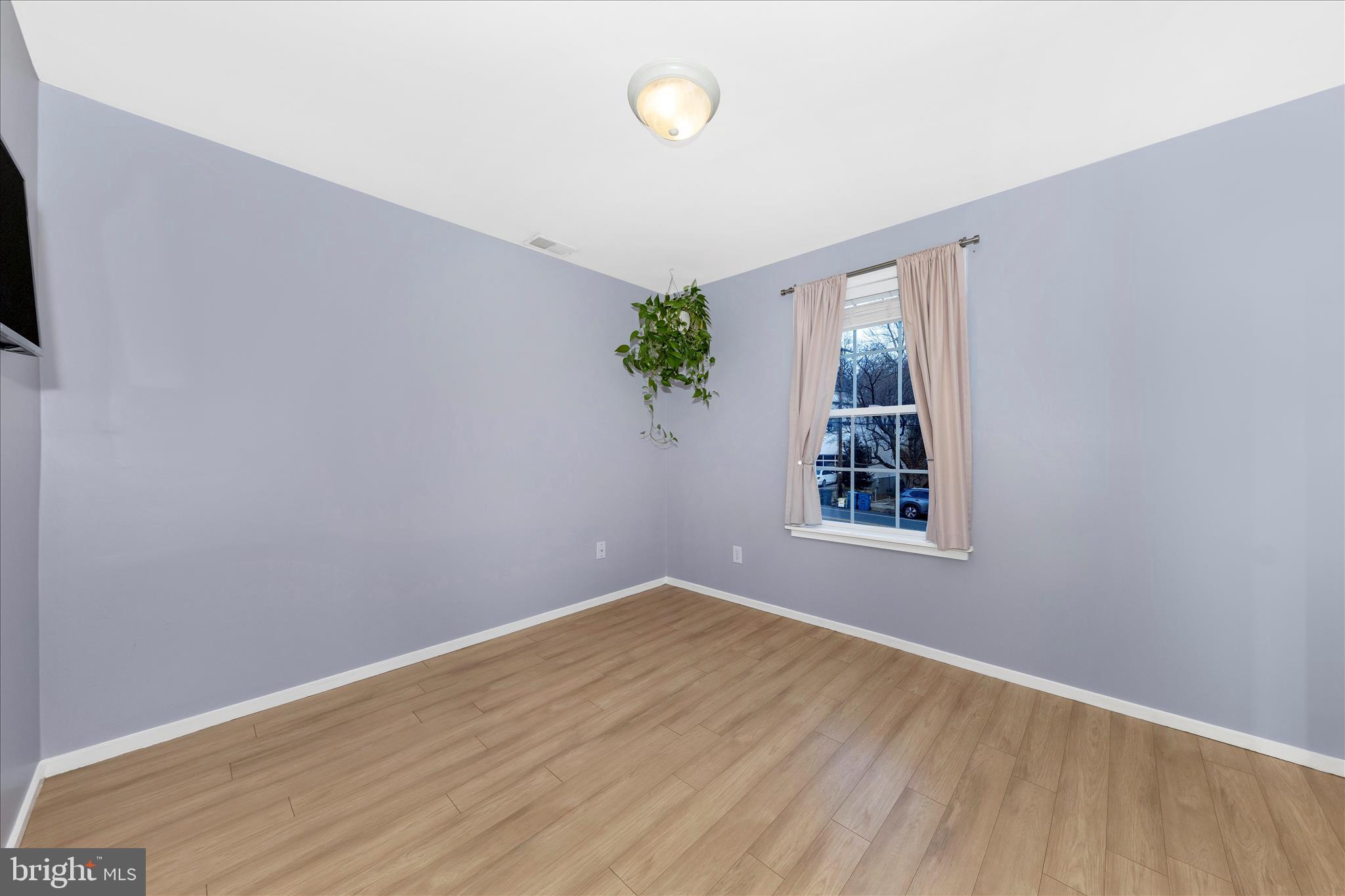 PIMMIT HILLS - Residential