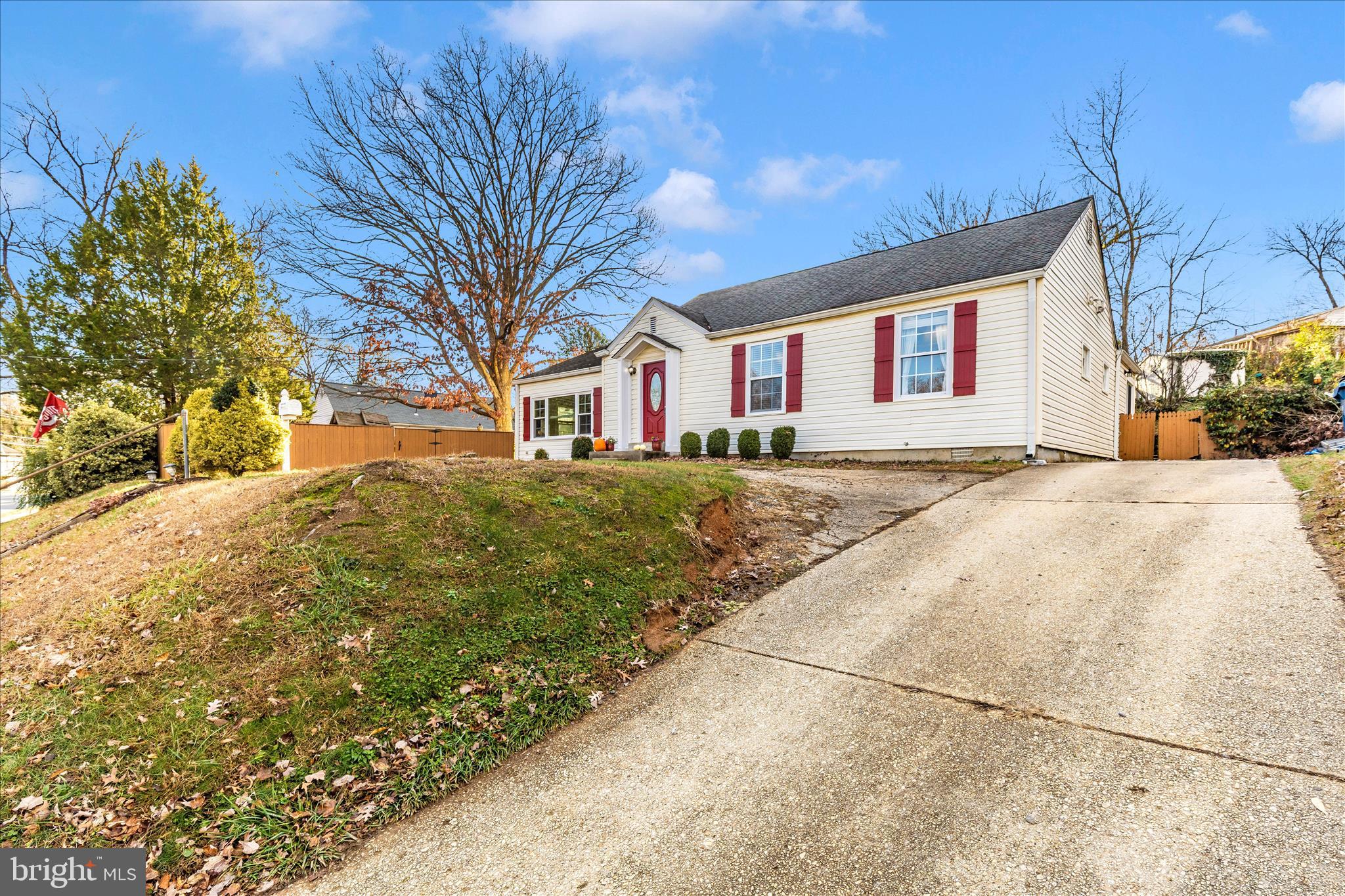 PIMMIT HILLS - Residential