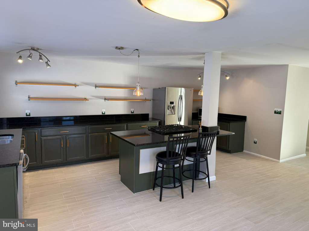 PIMMIT HILLS - Residential