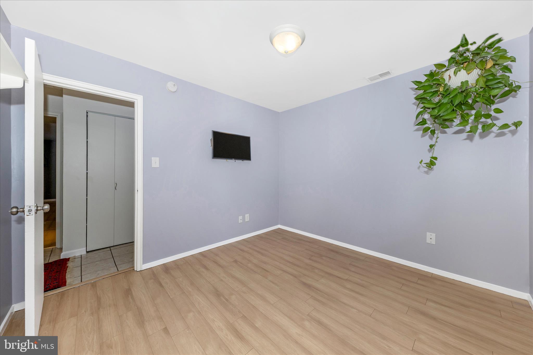 PIMMIT HILLS - Residential