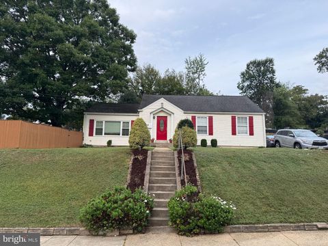 2112 PIMMIT DRIVE FALLS CHURCH VA 22043