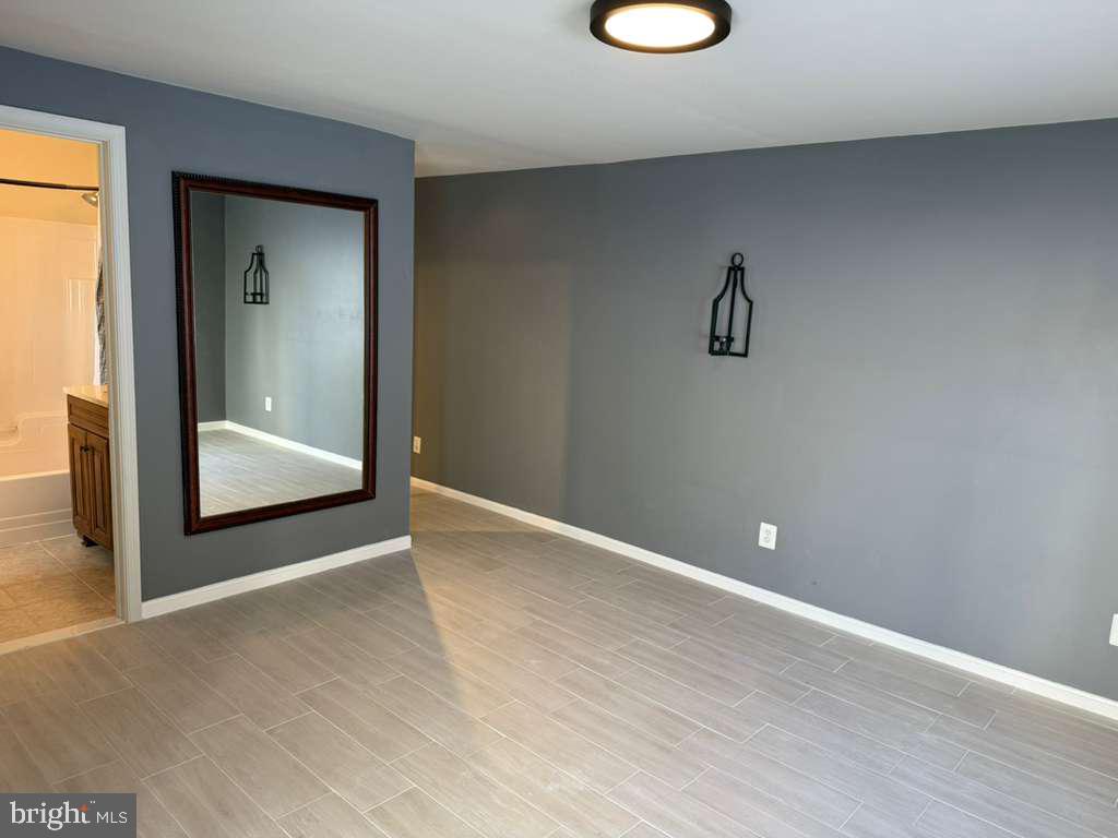 PIMMIT HILLS - Residential