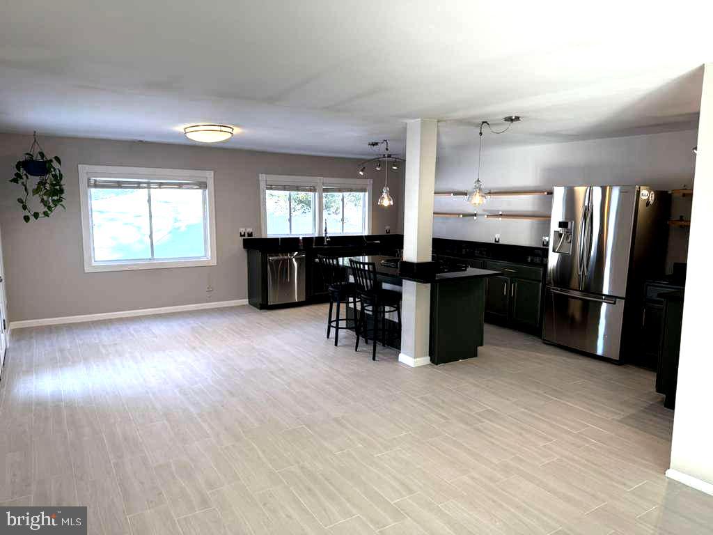 PIMMIT HILLS - Residential