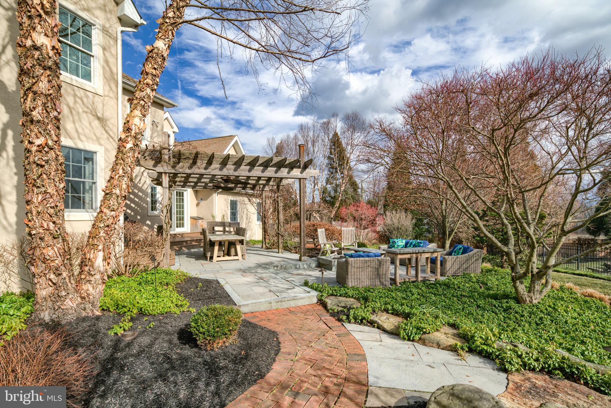 BRIARWOOD - Residential