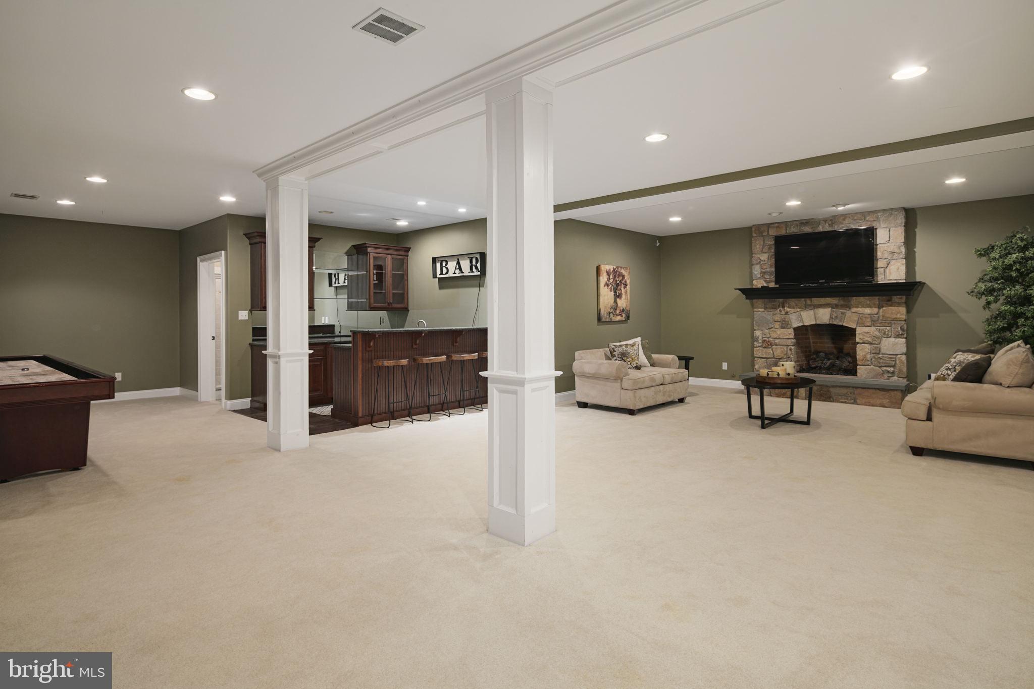 BRIARWOOD - Residential