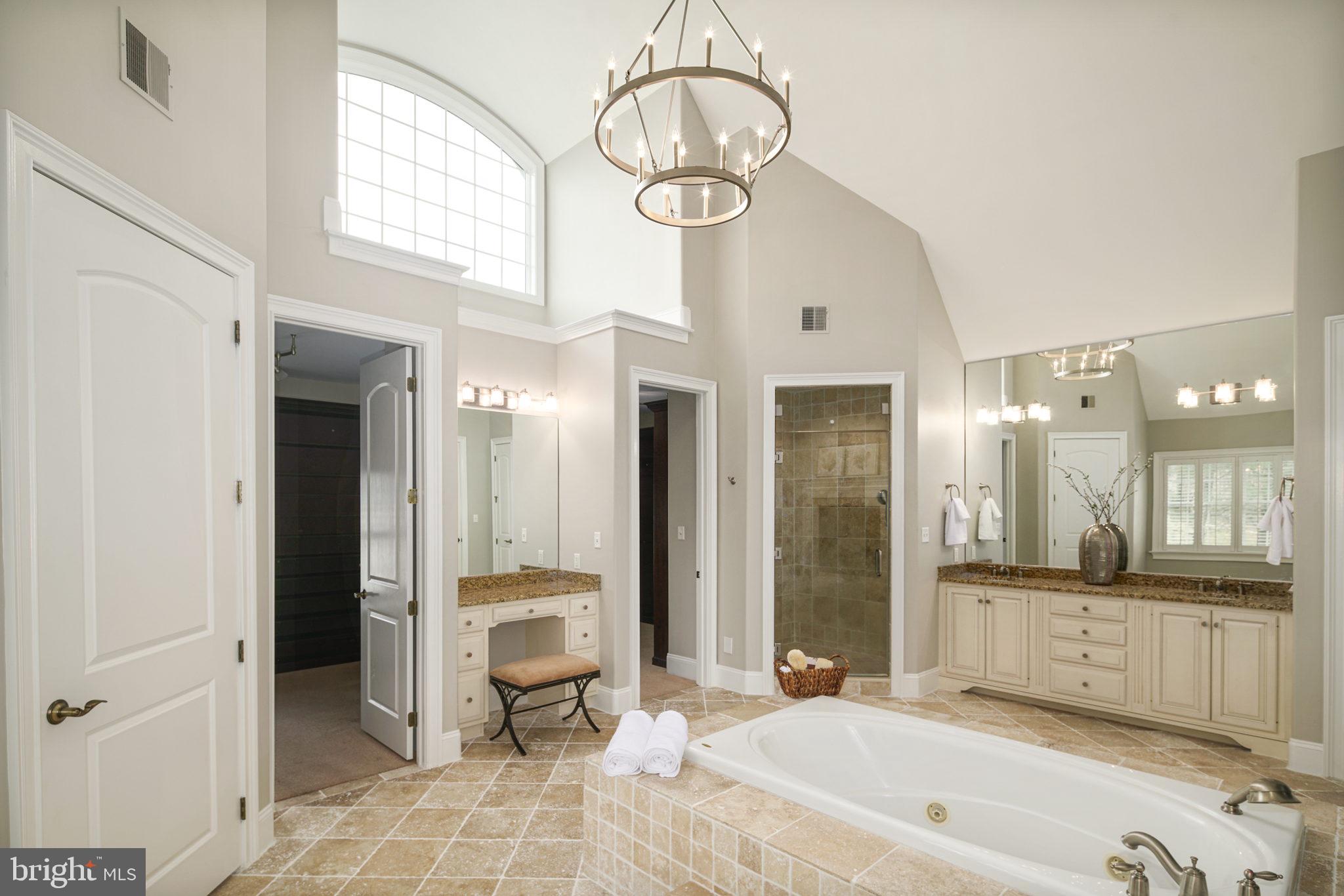 BRIARWOOD - Residential