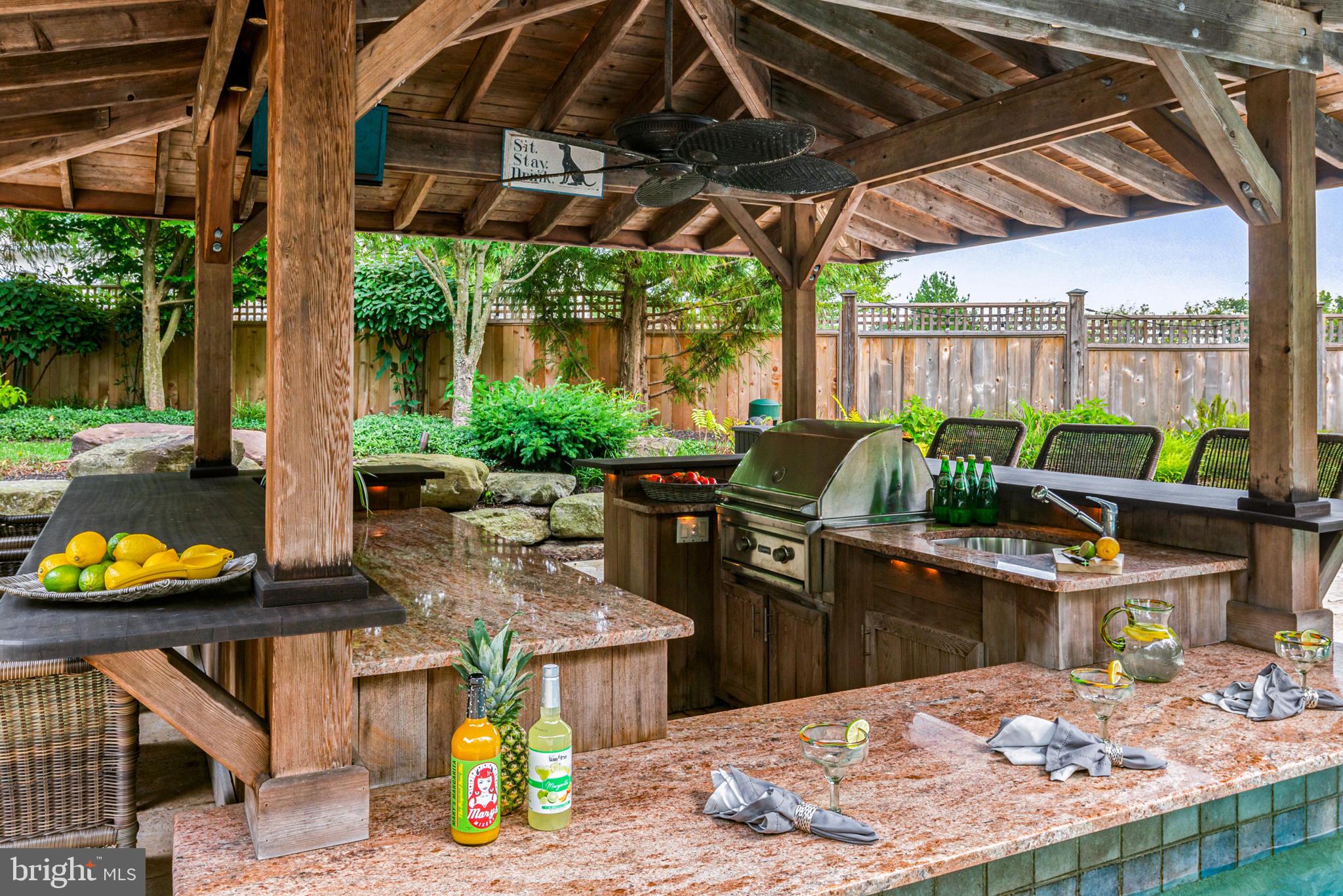 BRIARWOOD - Residential