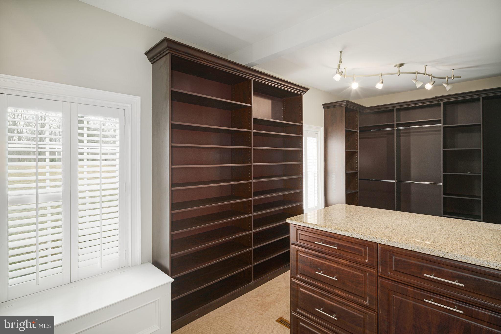 BRIARWOOD - Residential