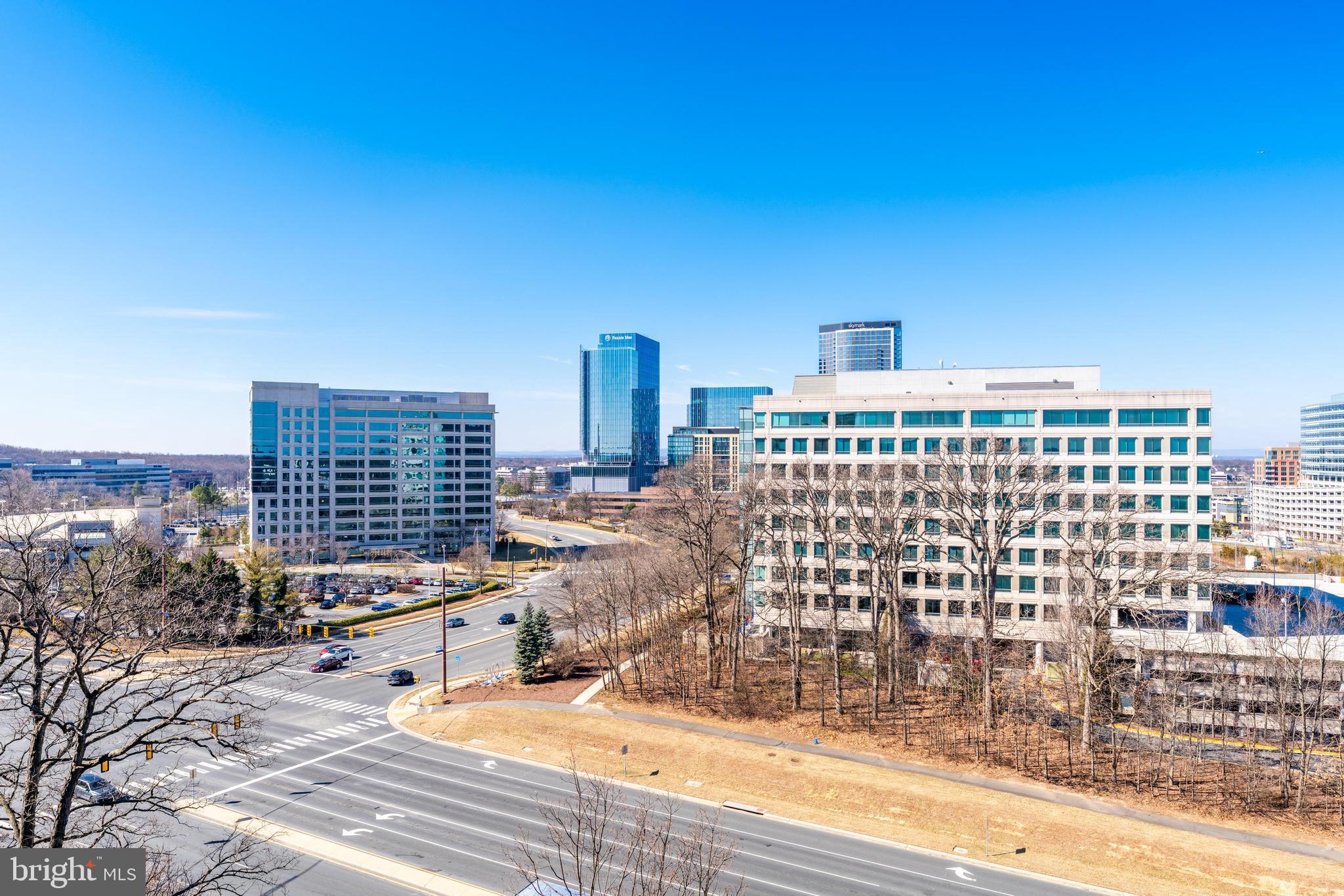 CARLTON HOUSE - Residential