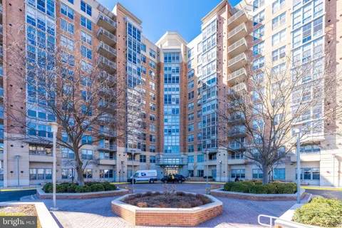 11800 Sunset Hills Road Unit 1210, Reston, VA MLS: VAFX2225662